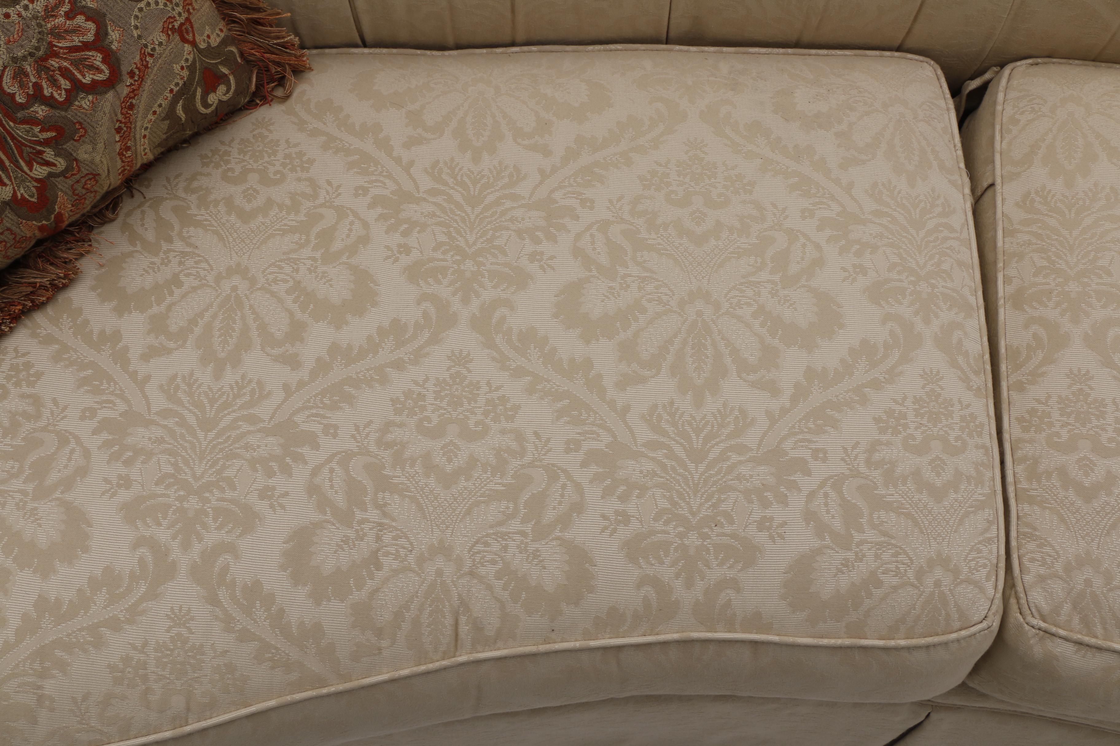 Traditional Temple Furniture Sofa