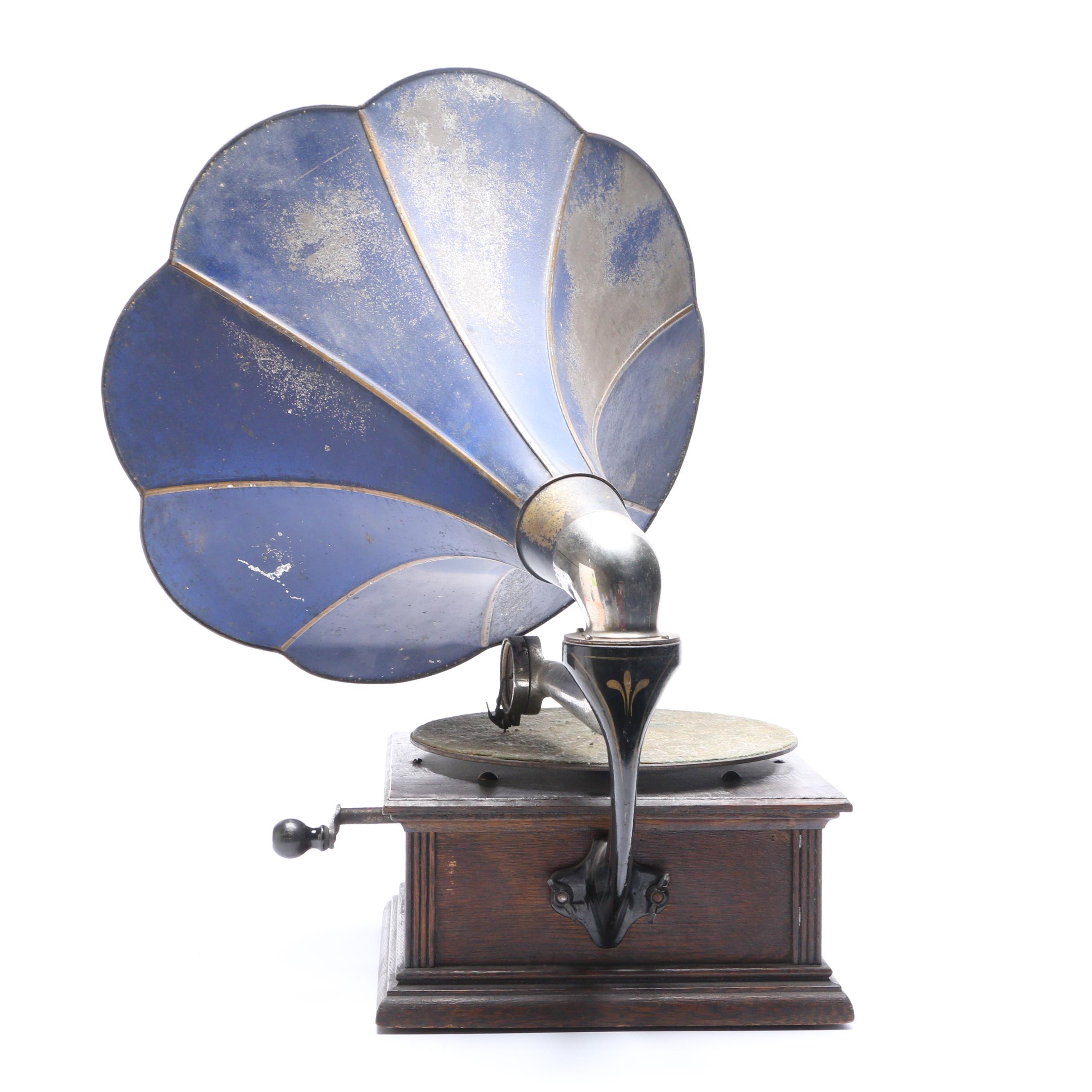 Standard Talking Machine Model A Gramophone