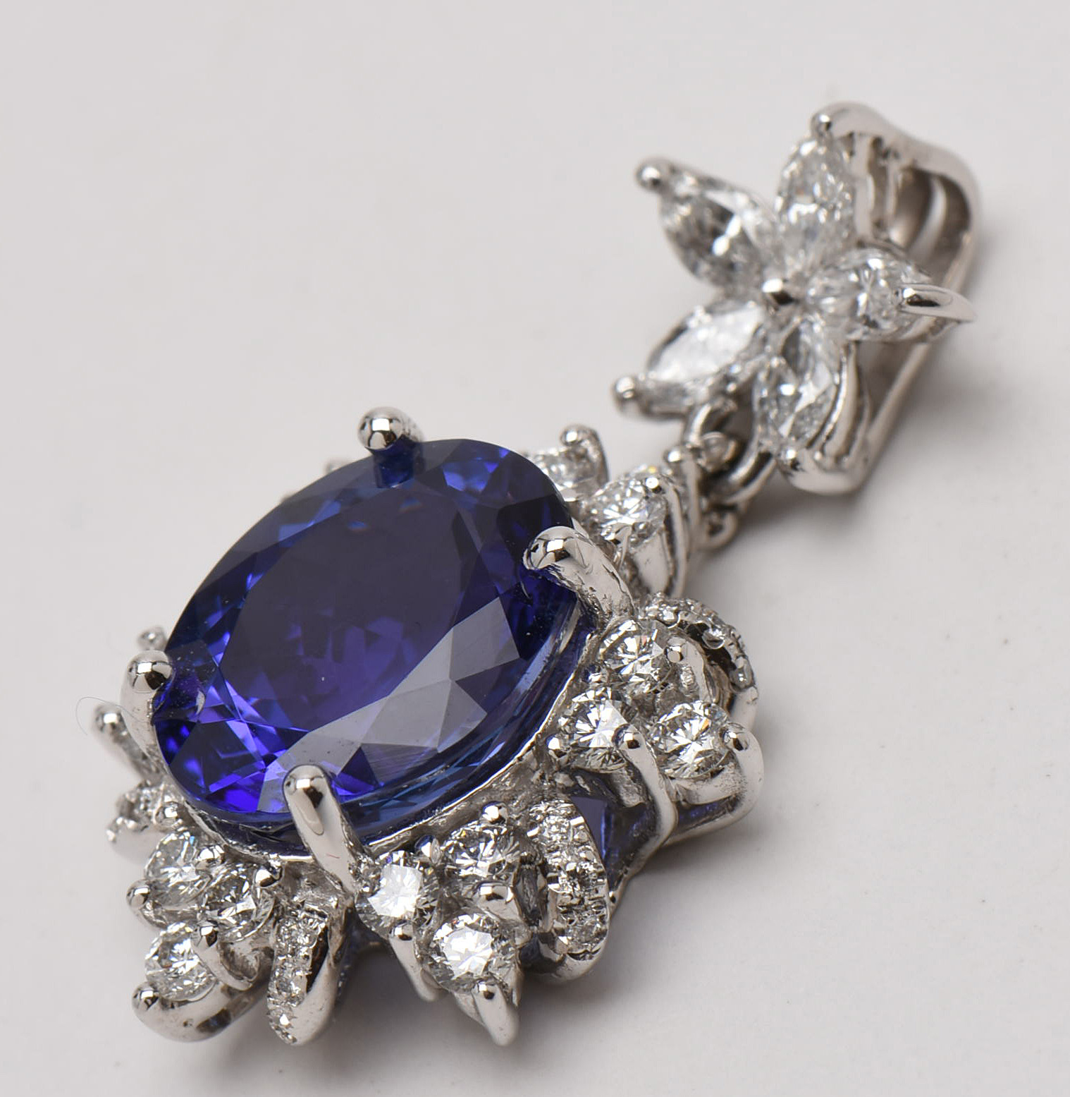 14K White Gold 4.60 CT Tanzanite and 1.00 CTW Diamond Pendant