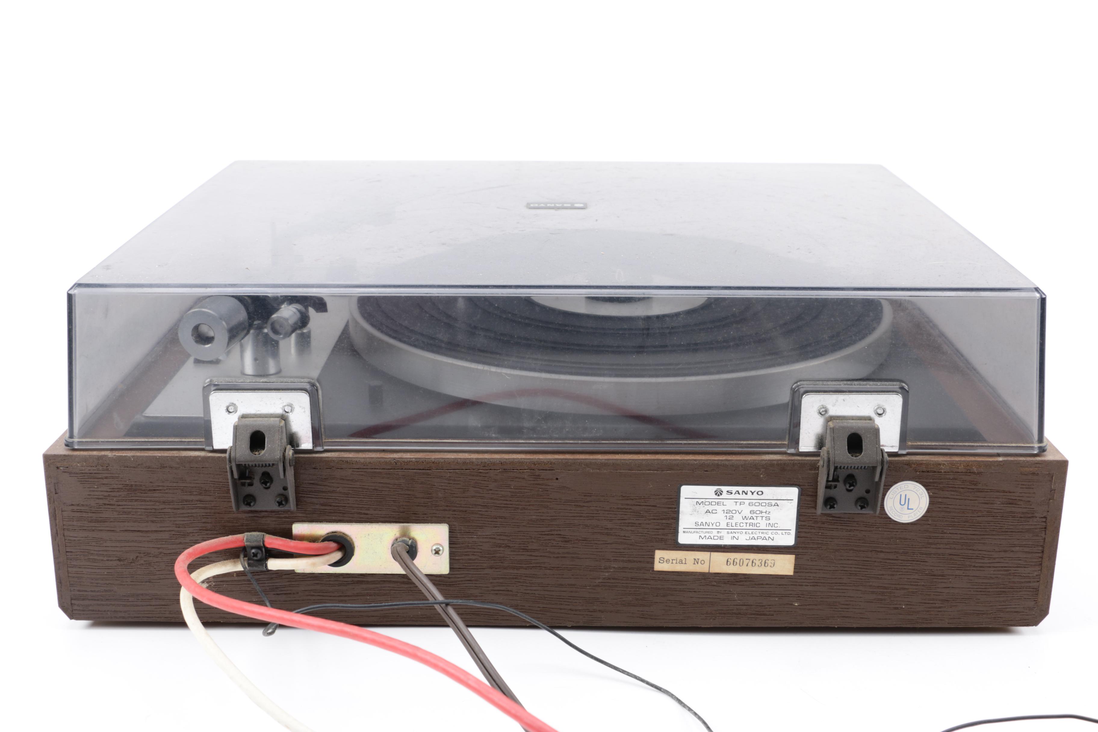 Sanyo TP 600SA Belt Drive Turntable