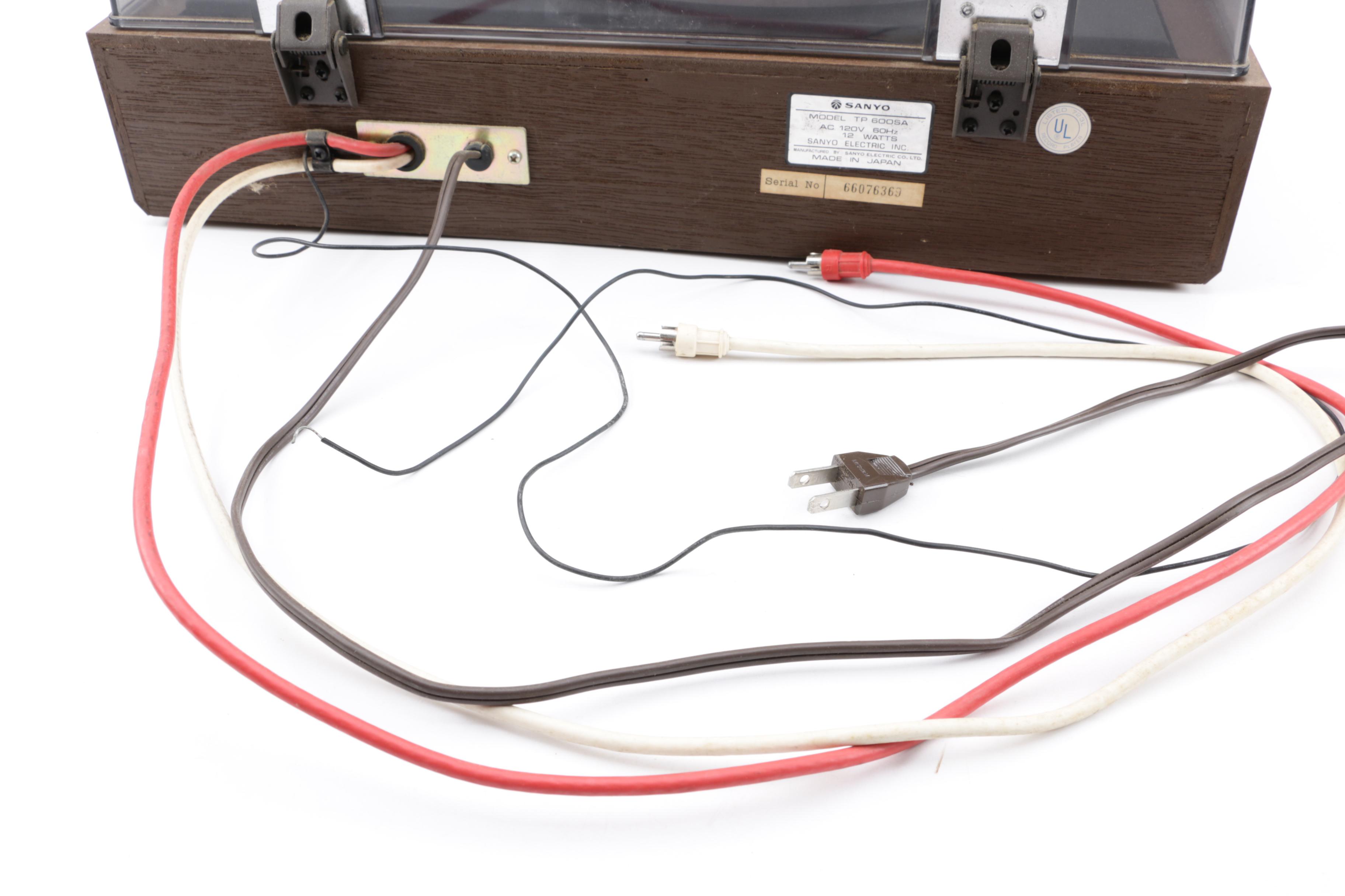 Sanyo TP 600SA Belt Drive Turntable