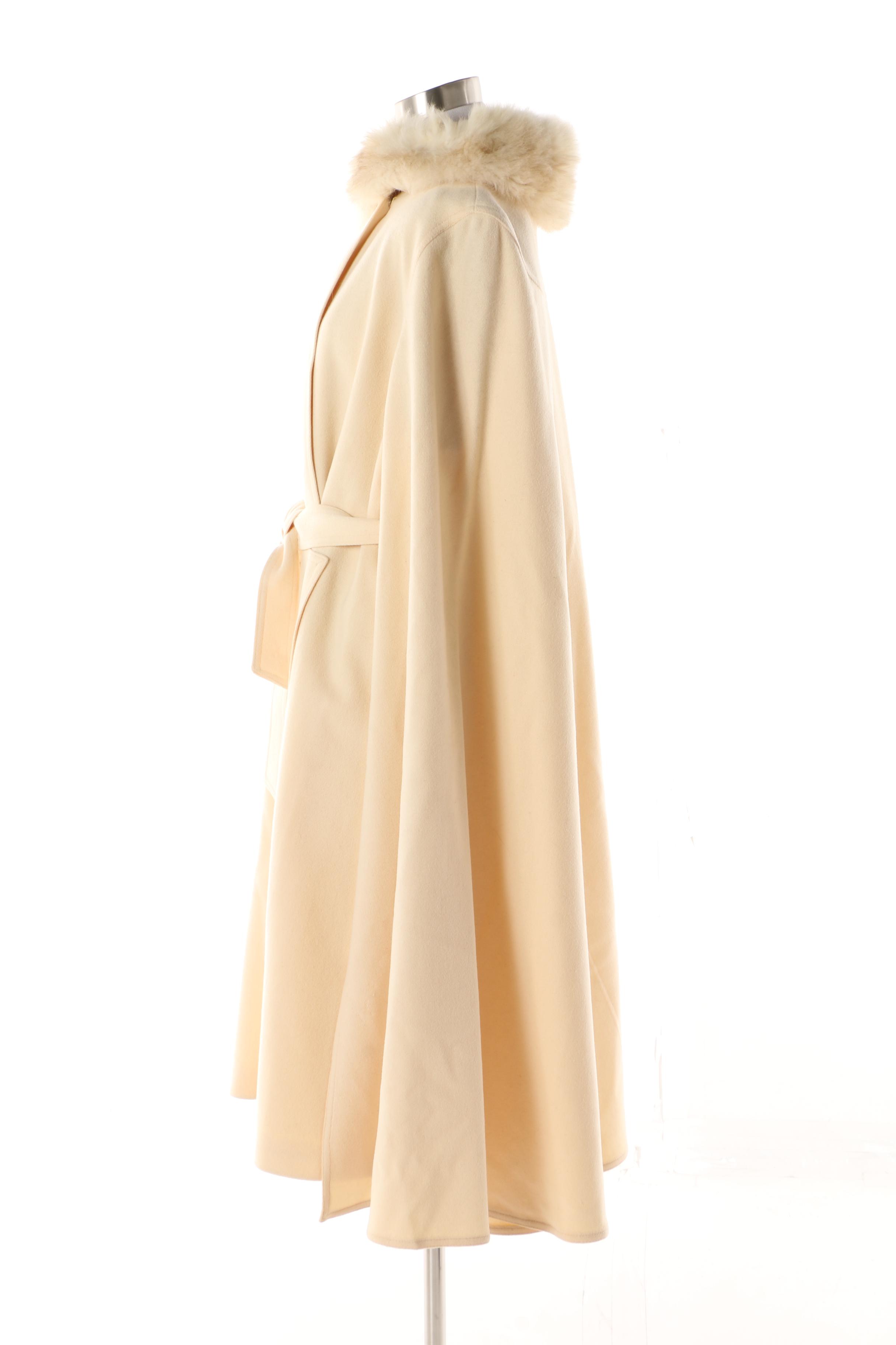 Women's Vintage Domino New York Cream Wool Cape Coat with Shearling Fur Collar