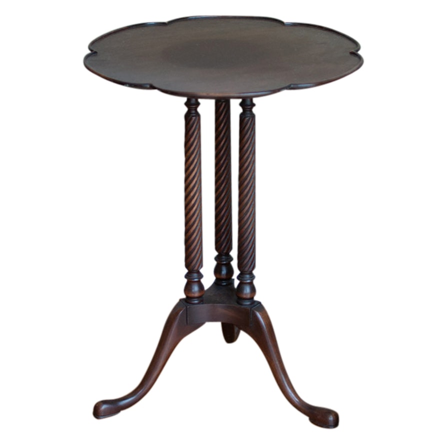 Colonial Style Mahogany Accent Table by Ferguson Furniture
