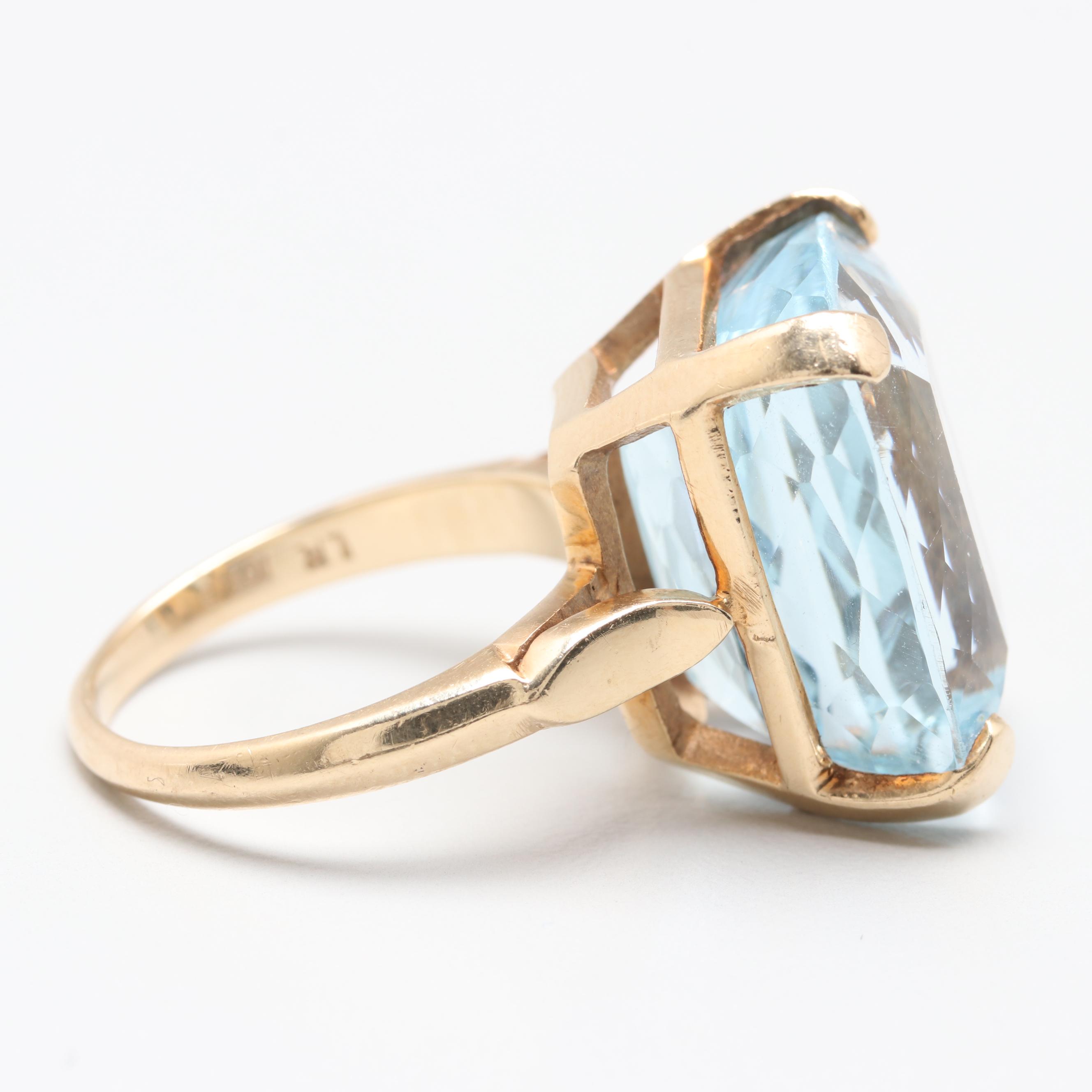 10K Yellow Gold 10.80 CT Topaz Ring