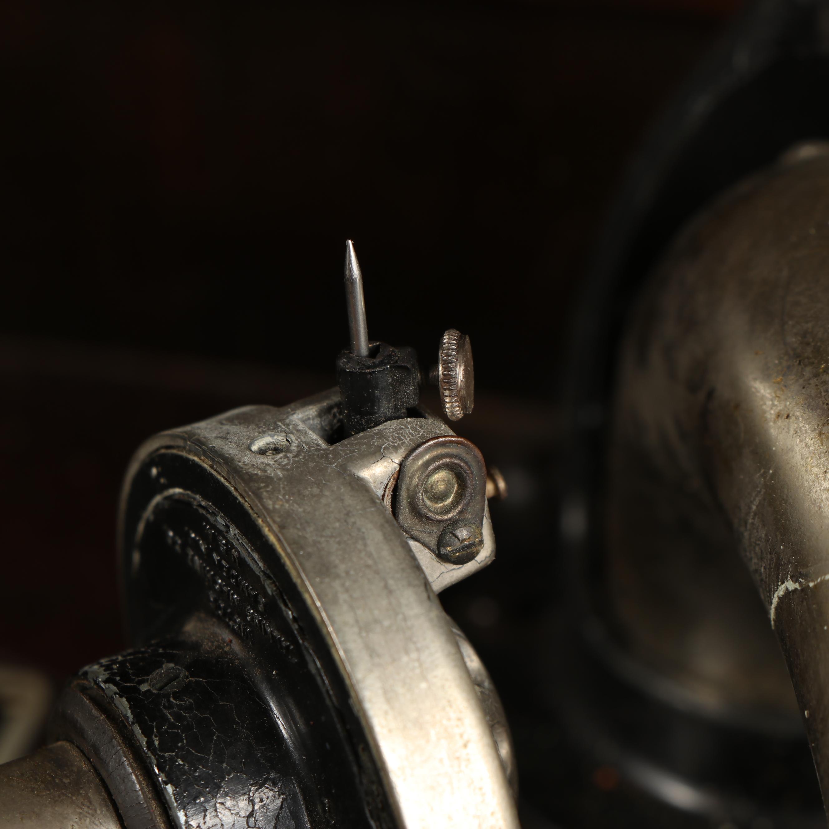 Victor Talking Machine Co. Victrola Consolette, C. 1927 with Extra Needles