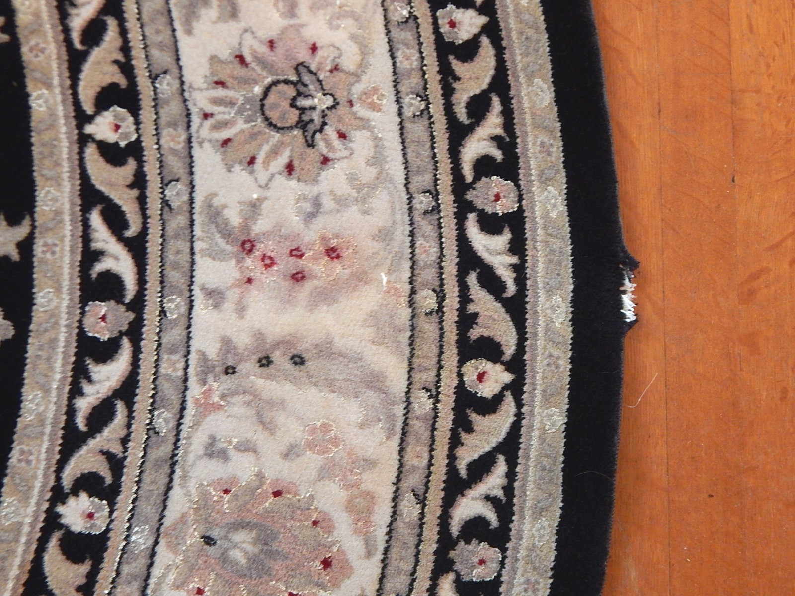 Karastan Round Persian Renaissance "Kashan" Area Rug