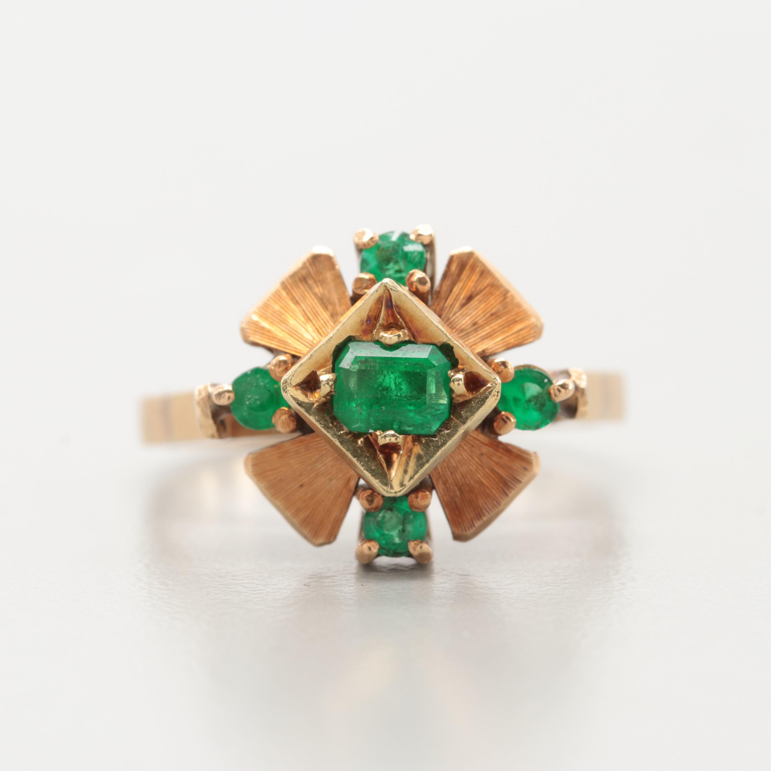 18K Yellow Gold Emerald Ring