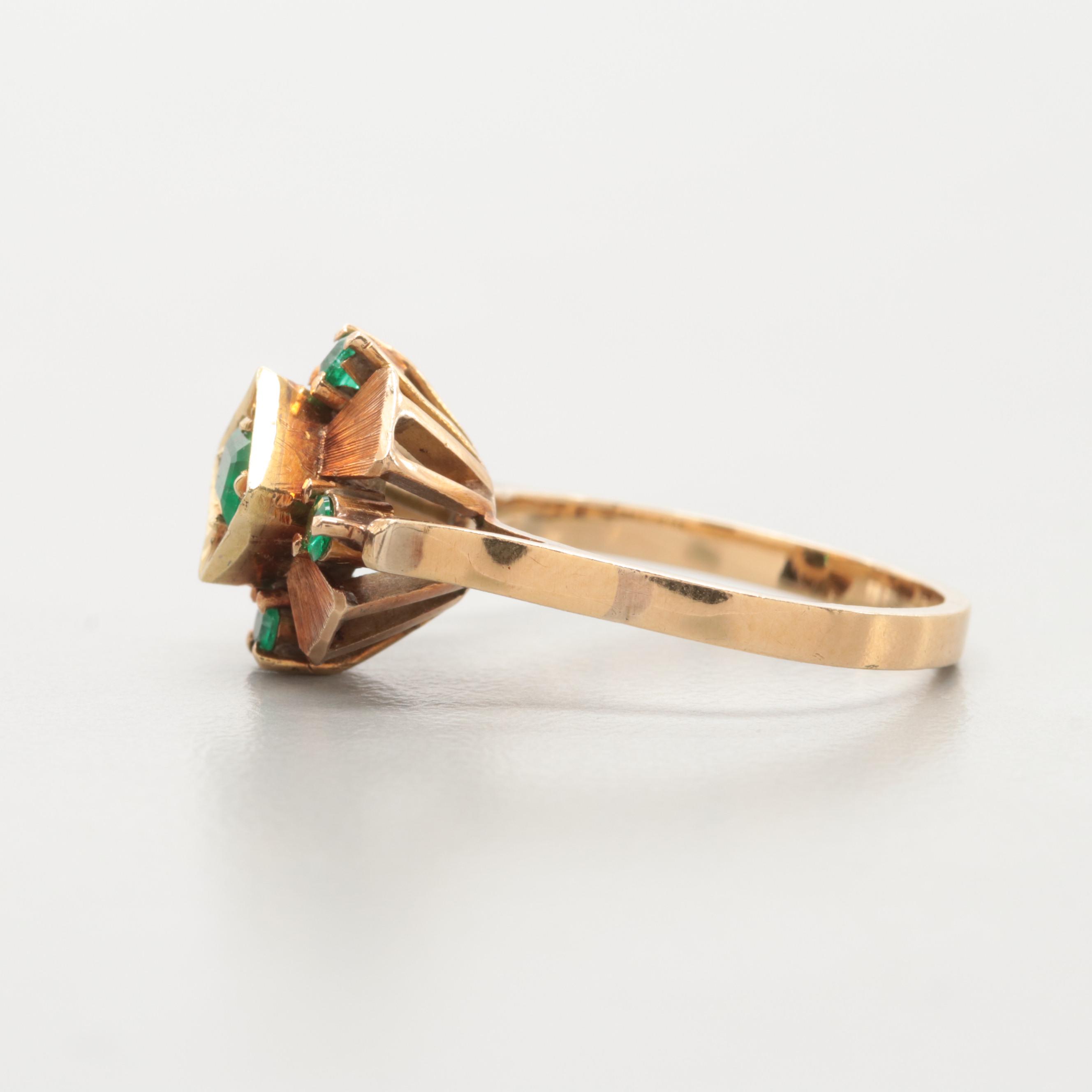 18K Yellow Gold Emerald Ring