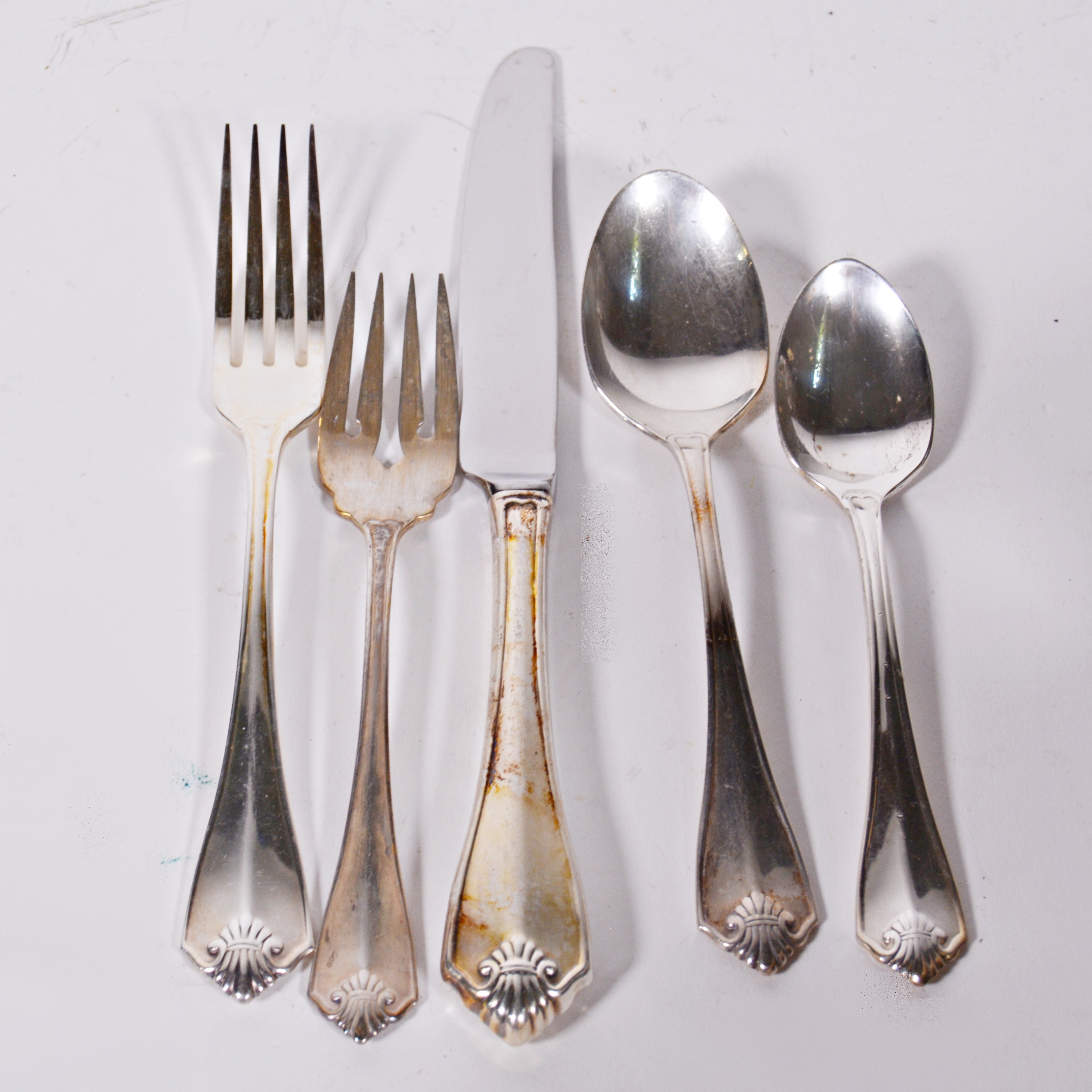 Rogers Oneida "King James" Silver Plate Flatware and Serveware Set