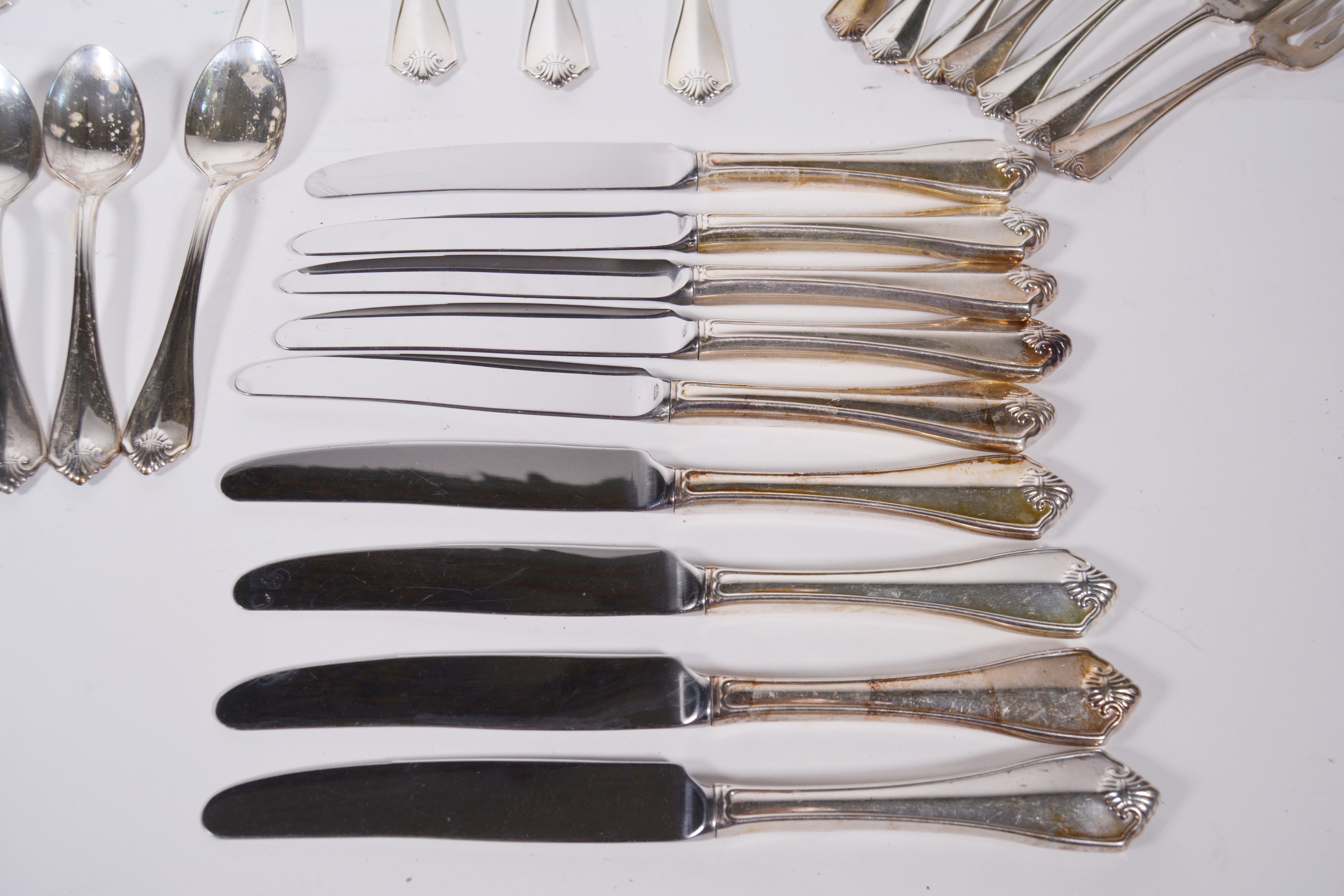 Rogers Oneida "King James" Silver Plate Flatware and Serveware Set