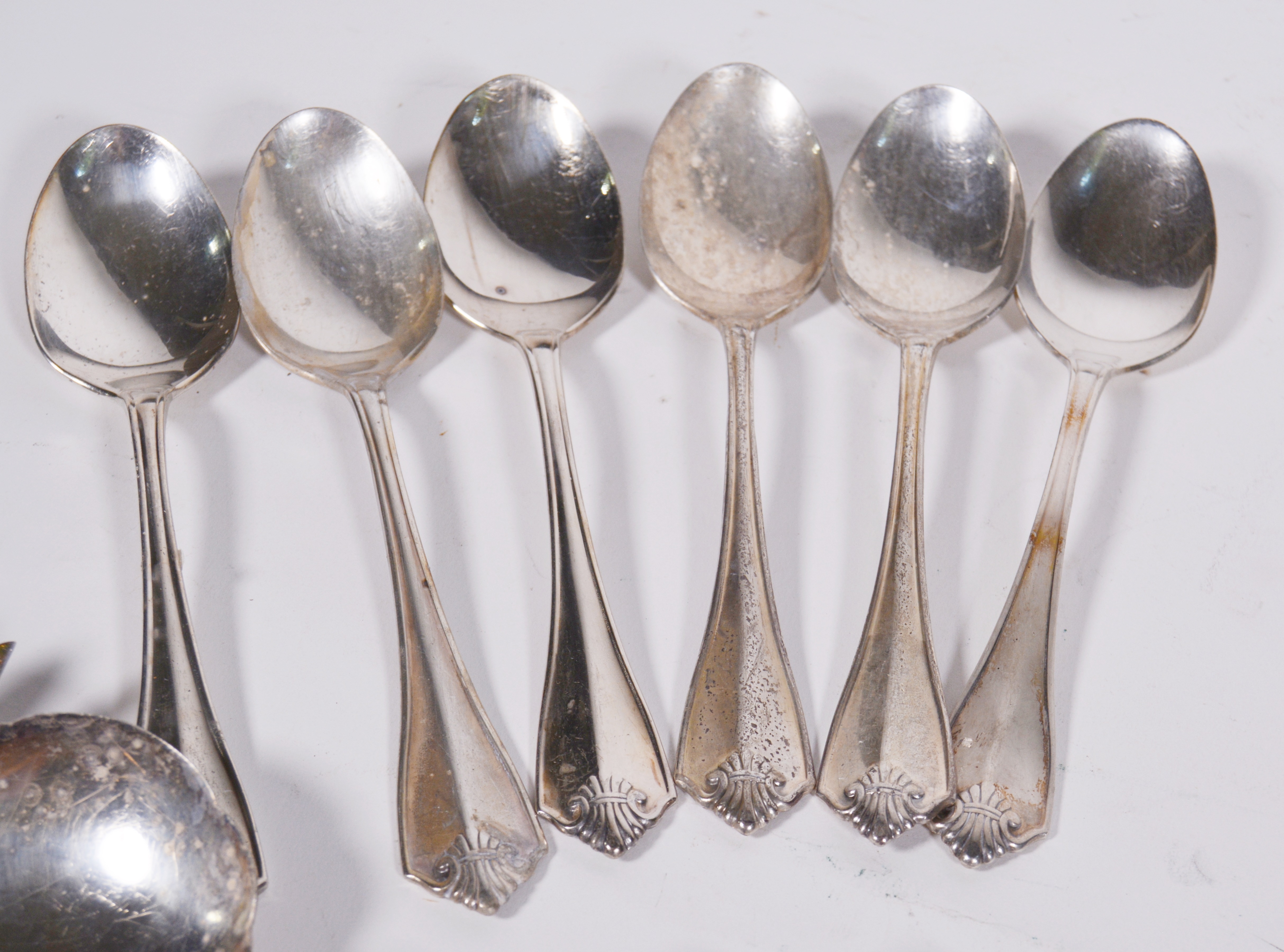 Rogers Oneida "King James" Silver Plate Flatware and Serveware Set