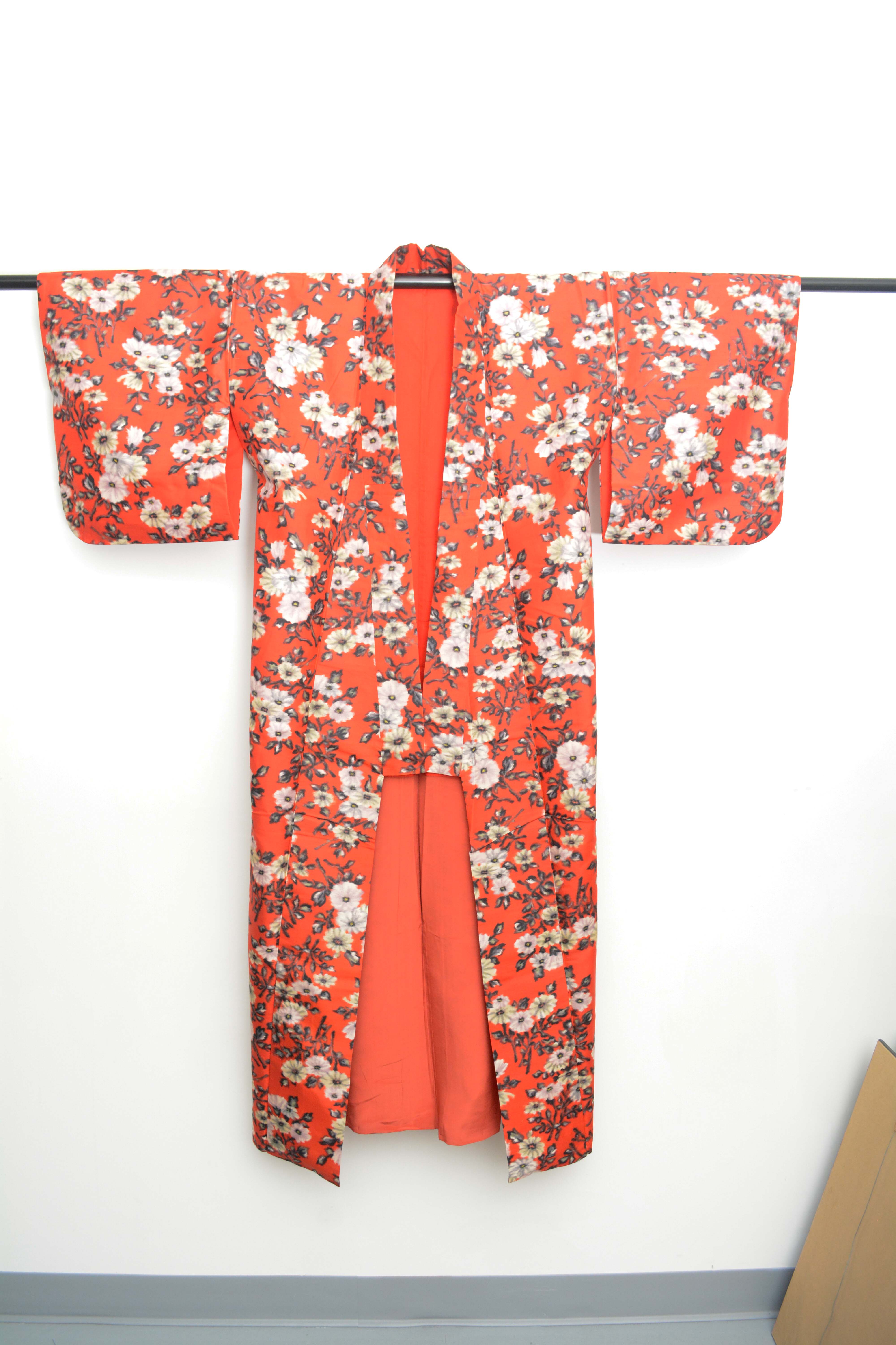 Circa 1930 Vintage Handwoven Kasuri Ikat Silk Kimono