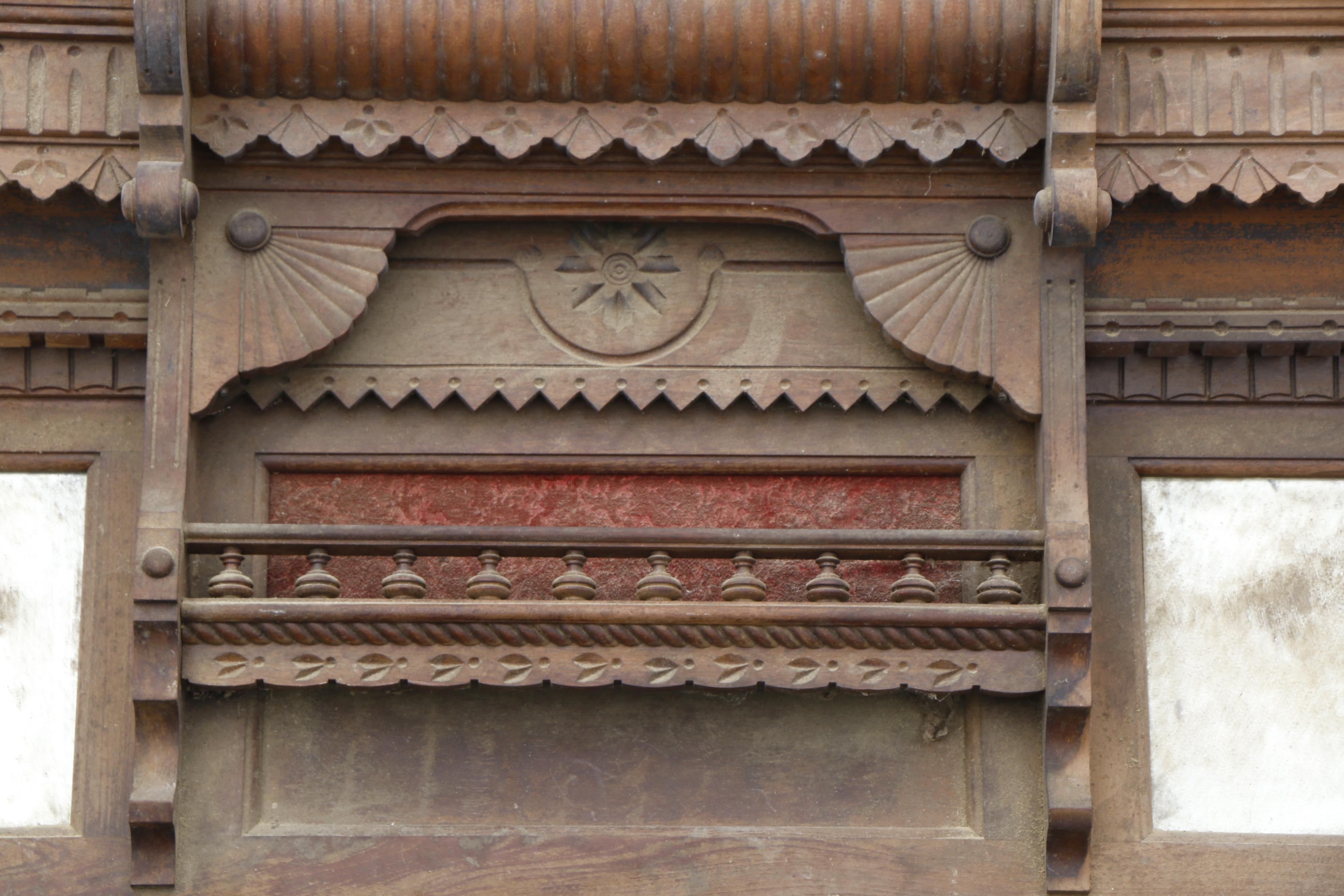 Eastlake Organ Top with Twin Mirrors