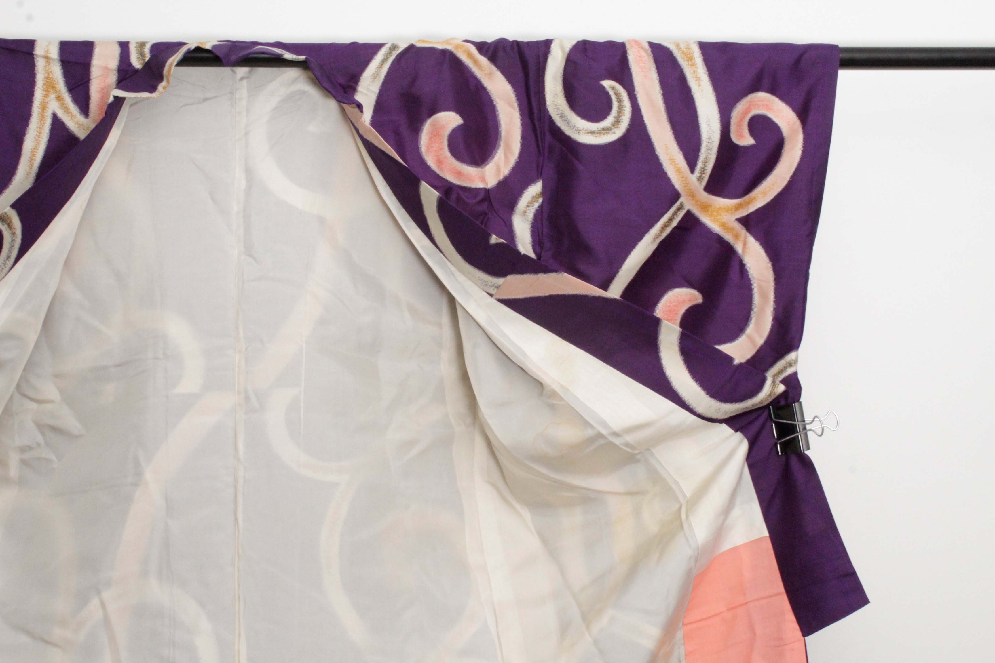 Circa 1940 Vintage Handwoven Kasuri Ikat Silk Kimono