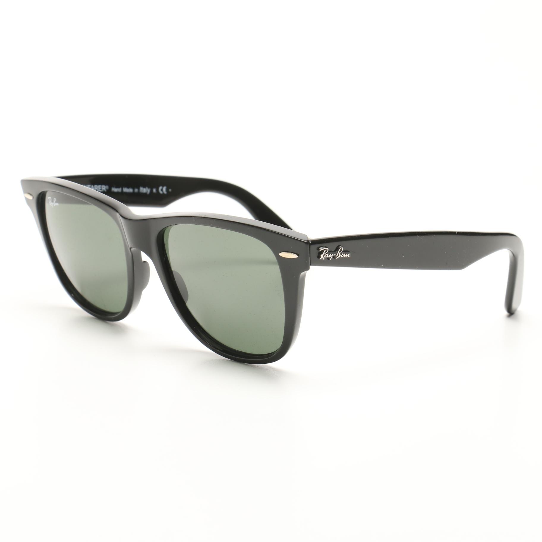 Ray-Ban Black Wayfarer Sunglasses
