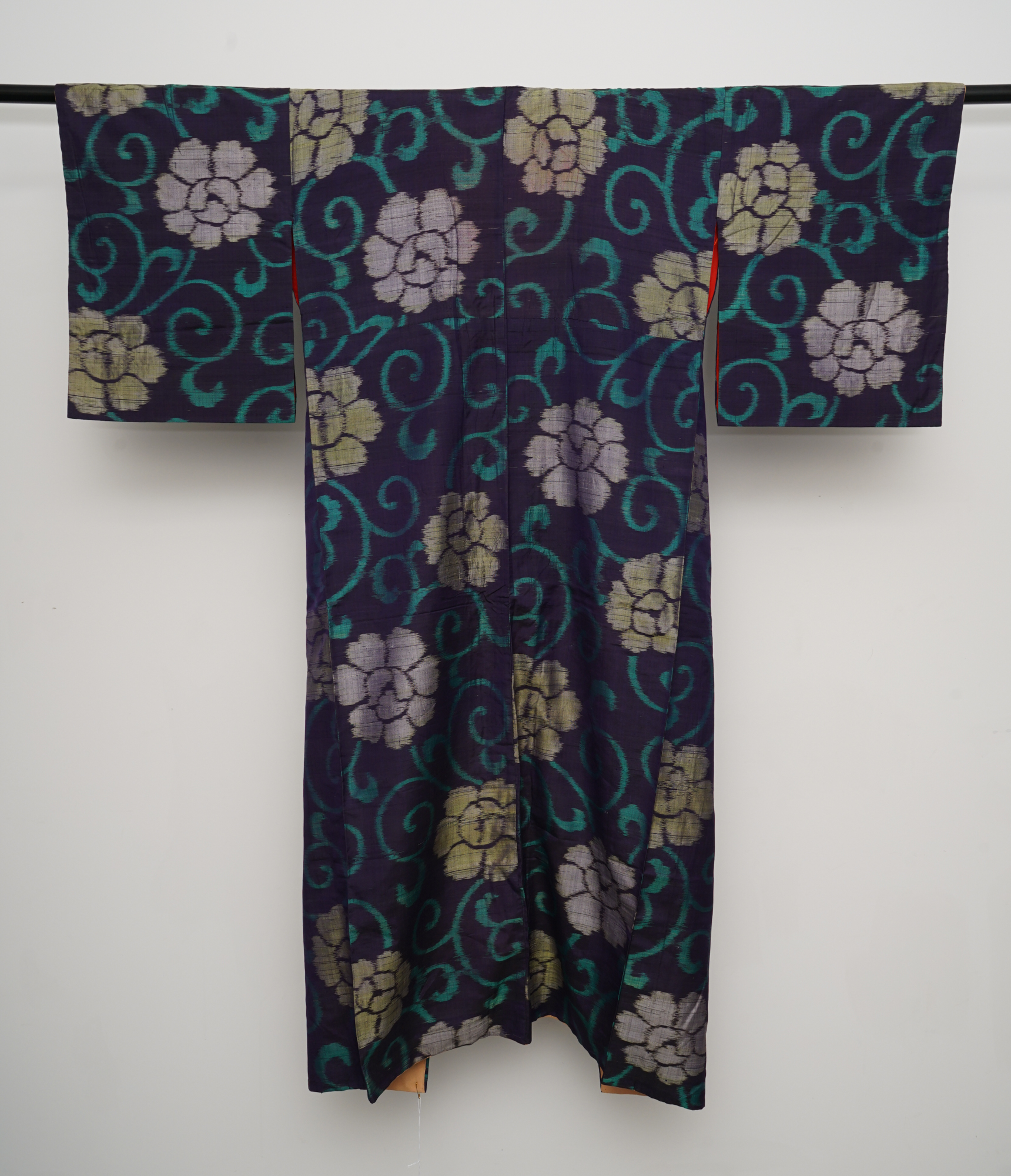 Circa 1925 Vintage Handwoven Ikat Meisen Silk Kimono