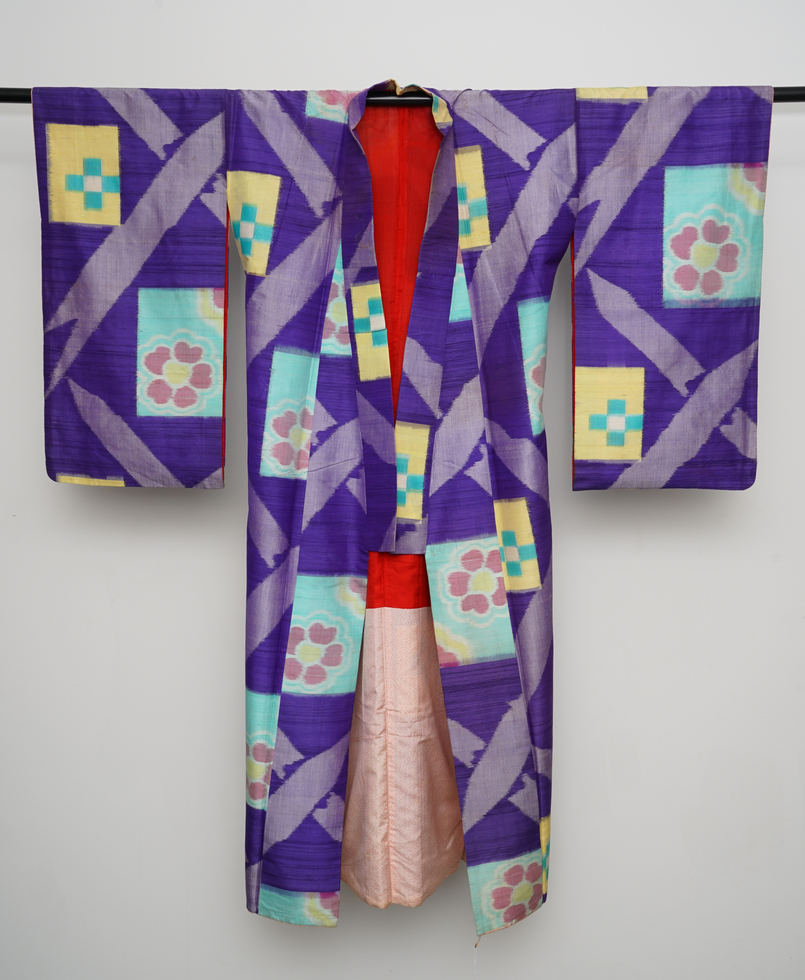 Circa 1930 Vintage Handwoven Ikat Meisen Silk Kofurisode Kimono