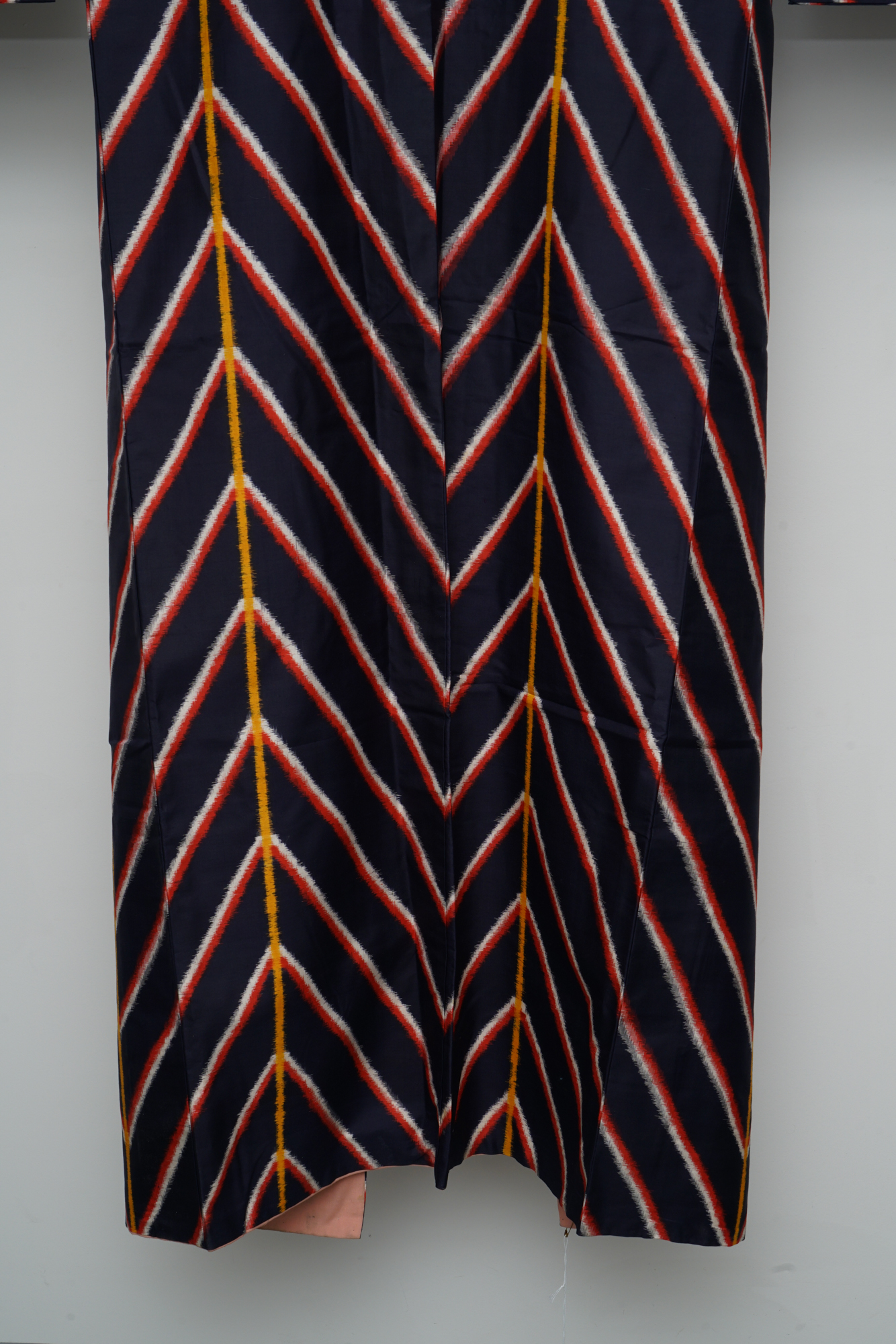 Circa 1930 Vintage Handwoven Kasuri Ikat Silk Kimono