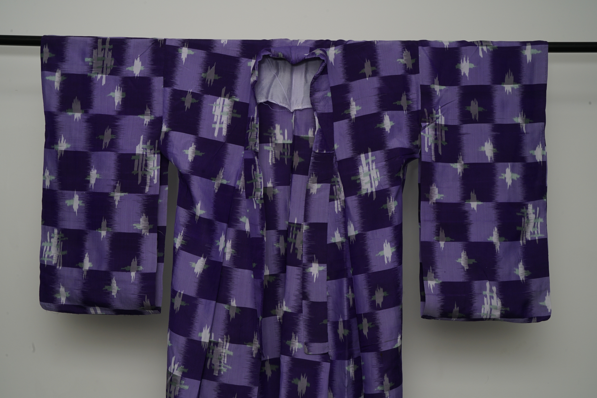 Circa 1940 Vintage Handwoven Kasuri Ikat Silk Kimono