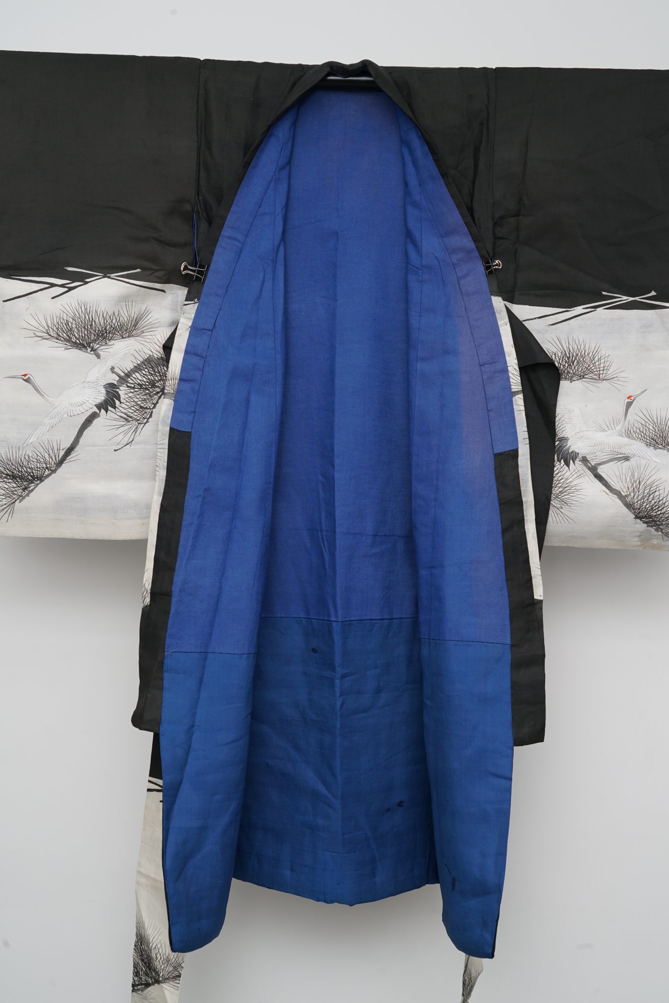 Circa 1870 Meiji Period Handwoven Silk Five Crested Miyamairi Infant Kimono