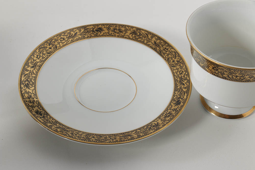 Sango China "Hampton" Porcelain Dinner Service