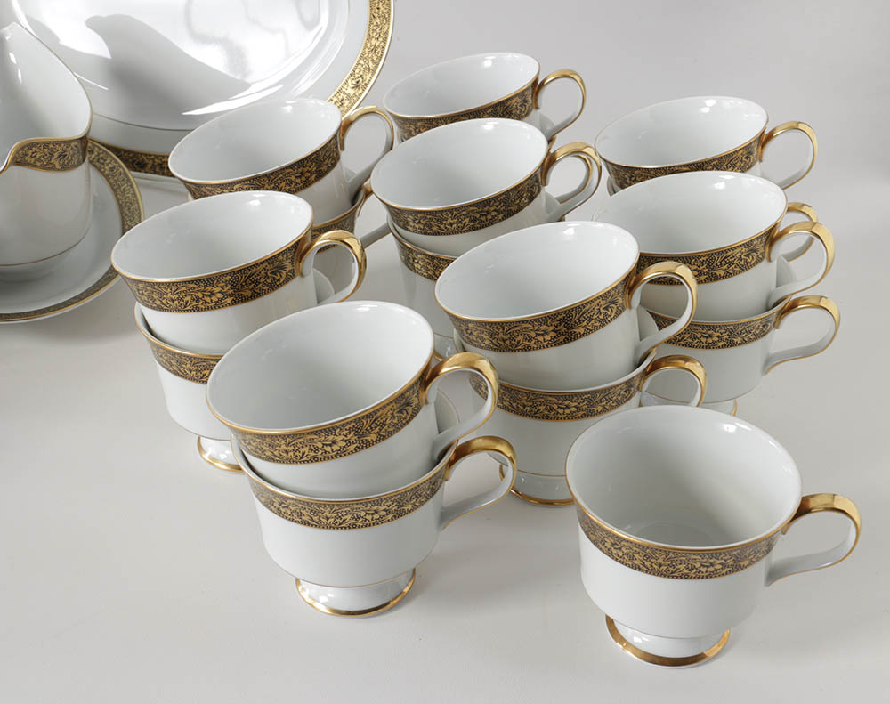 Sango China "Hampton" Porcelain Dinner Service