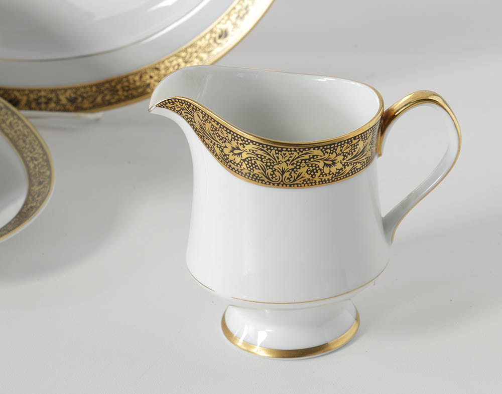 Sango China "Hampton" Porcelain Dinner Service