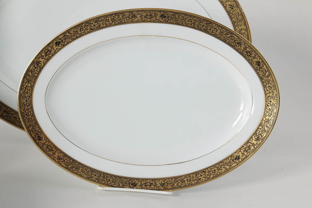 Sango China "Hampton" Porcelain Dinner Service