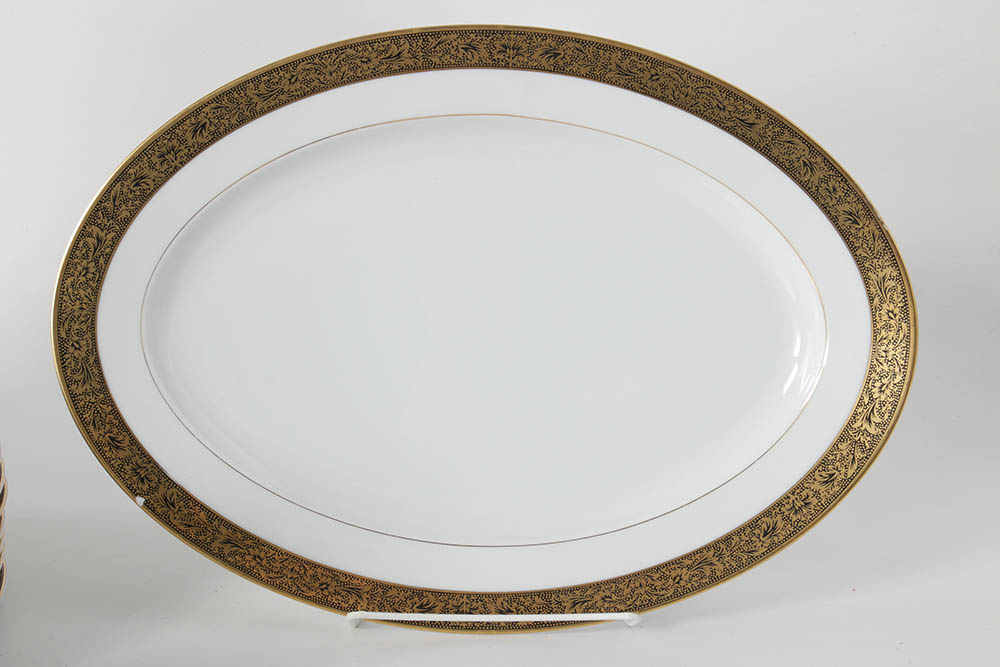 Sango China "Hampton" Porcelain Dinner Service