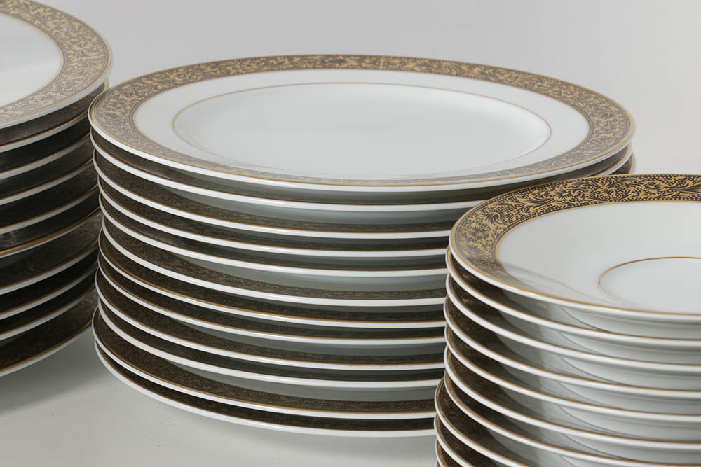 Sango China "Hampton" Porcelain Dinner Service