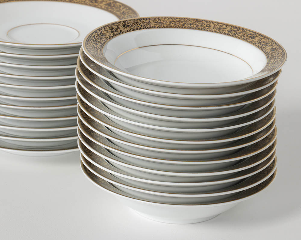 Sango China "Hampton" Porcelain Dinner Service