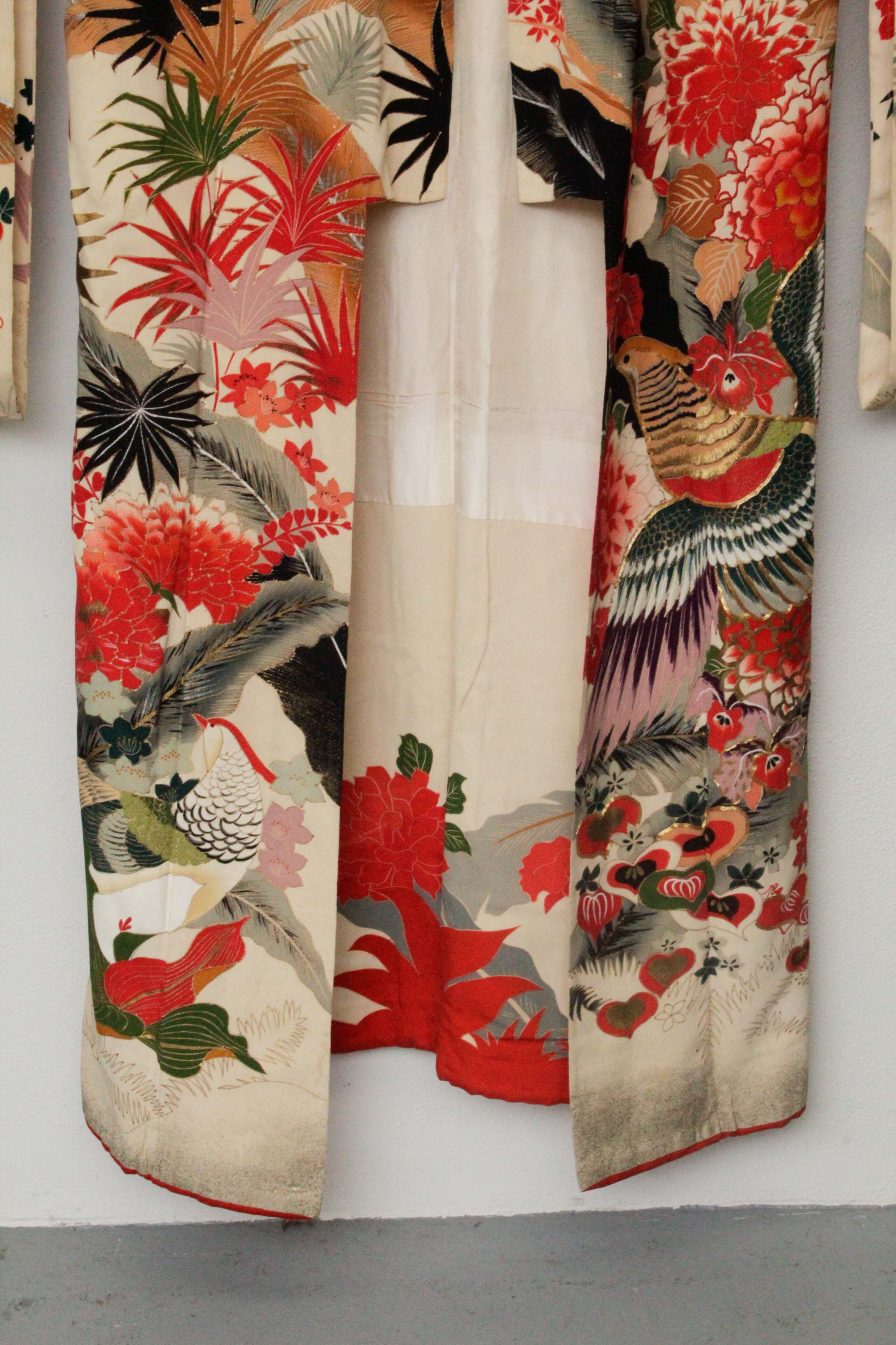 Circa 1930 Vintage Handwoven Silk Crepe Formal Crested Furisode Kimono