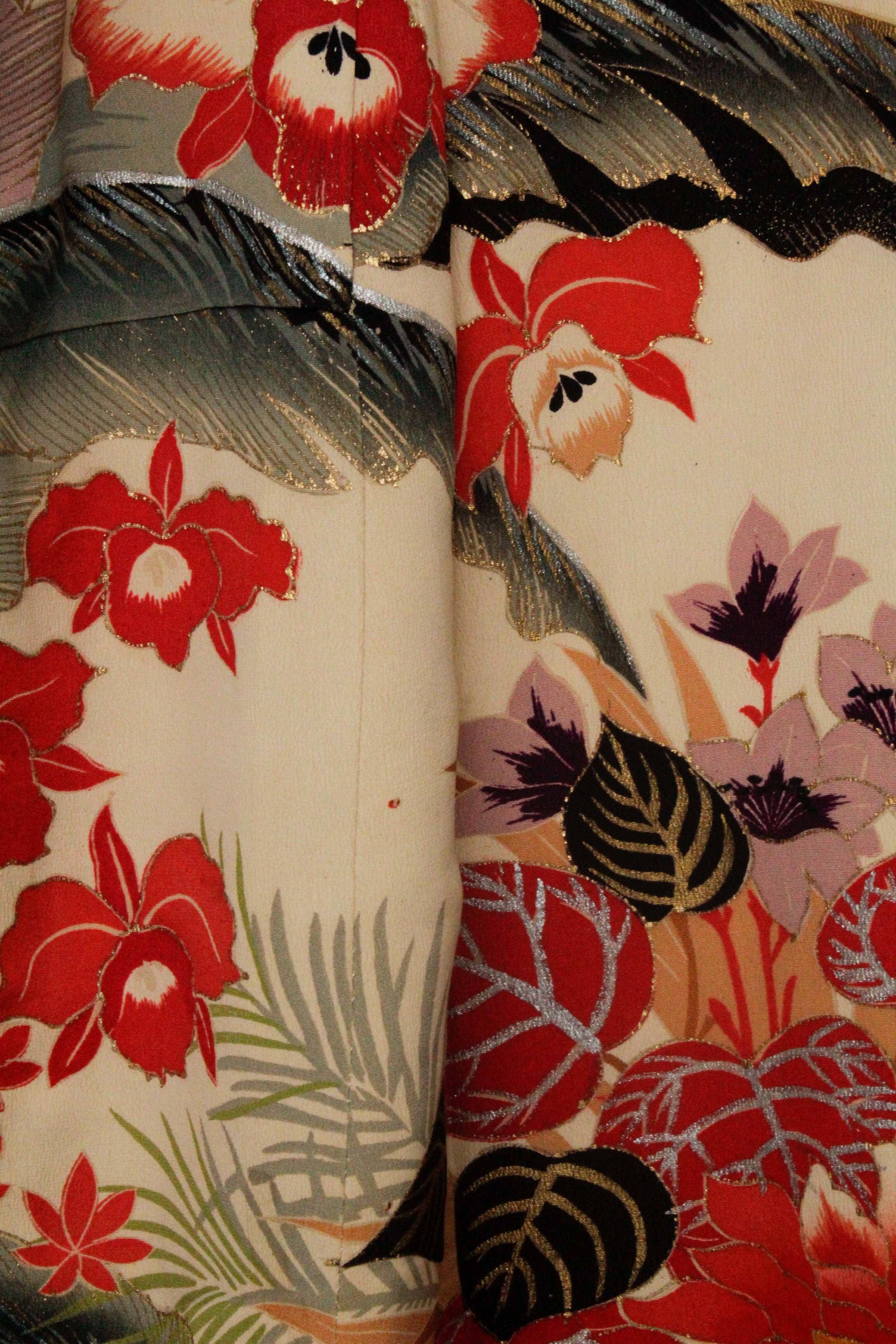 Circa 1930 Vintage Handwoven Silk Crepe Formal Crested Furisode Kimono