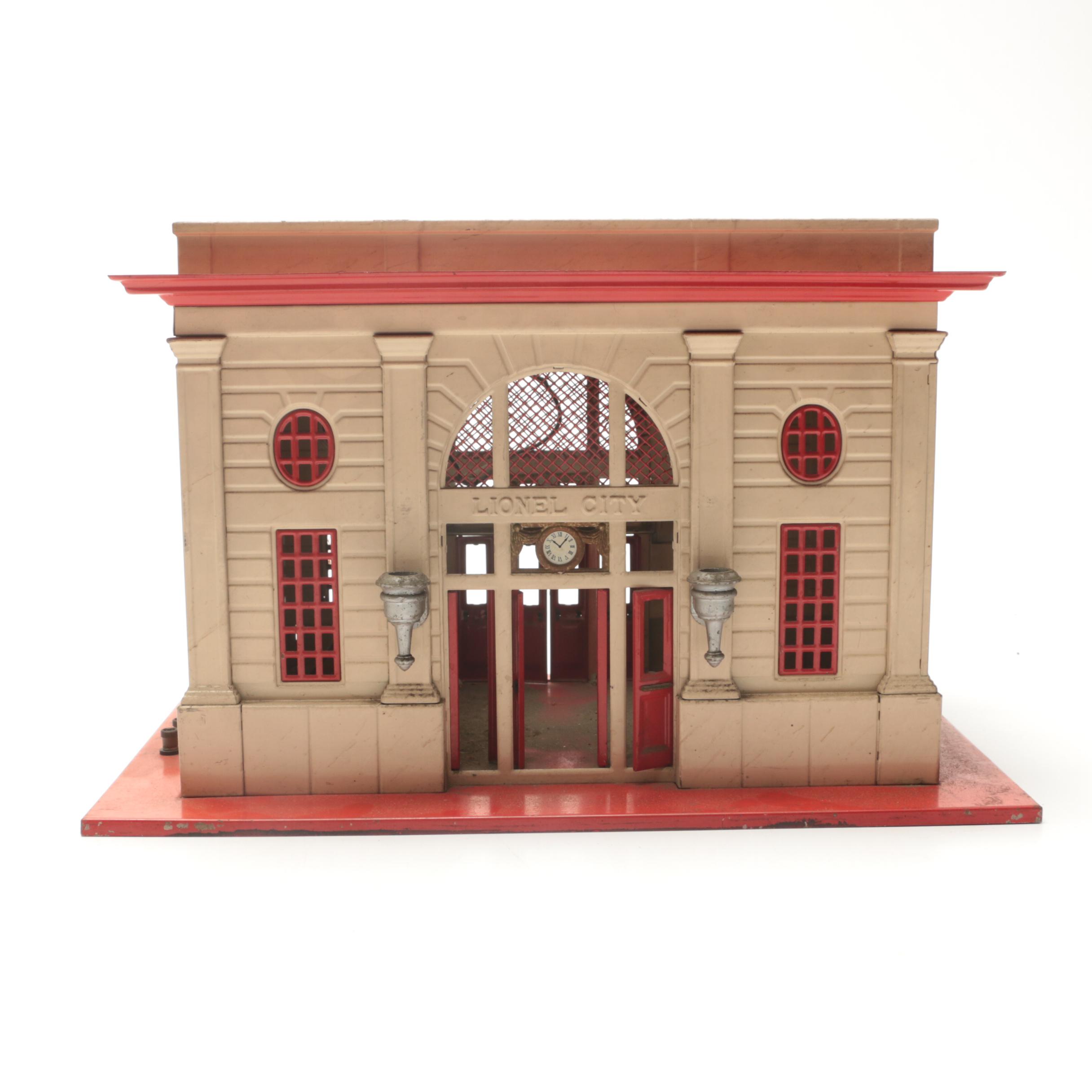 Pre War Lionel Stations