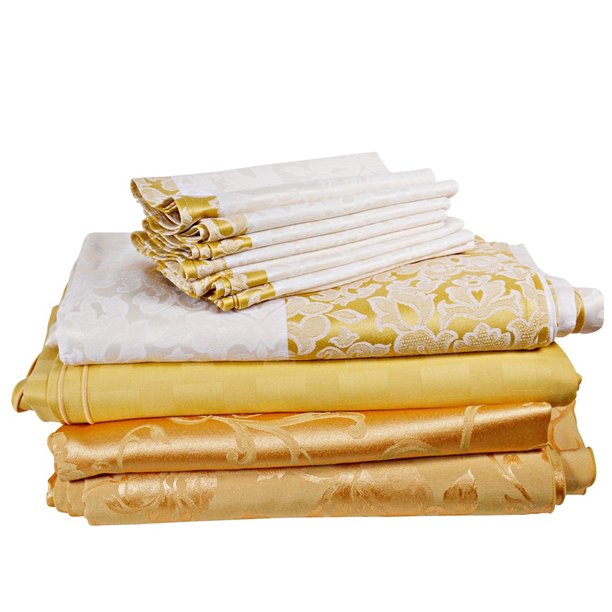 Gold and Cream Table Linens