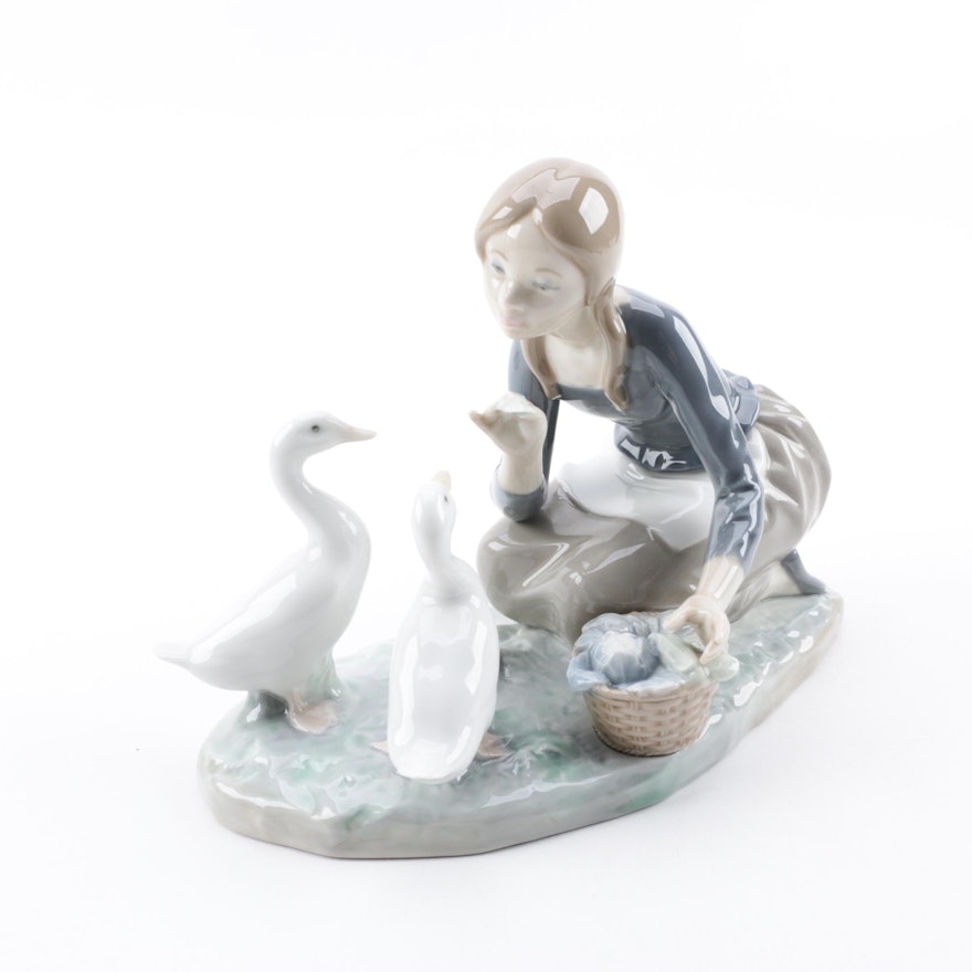 Lladró "Feeding the Ducks" Porcelain Figurine, Late 20th Century