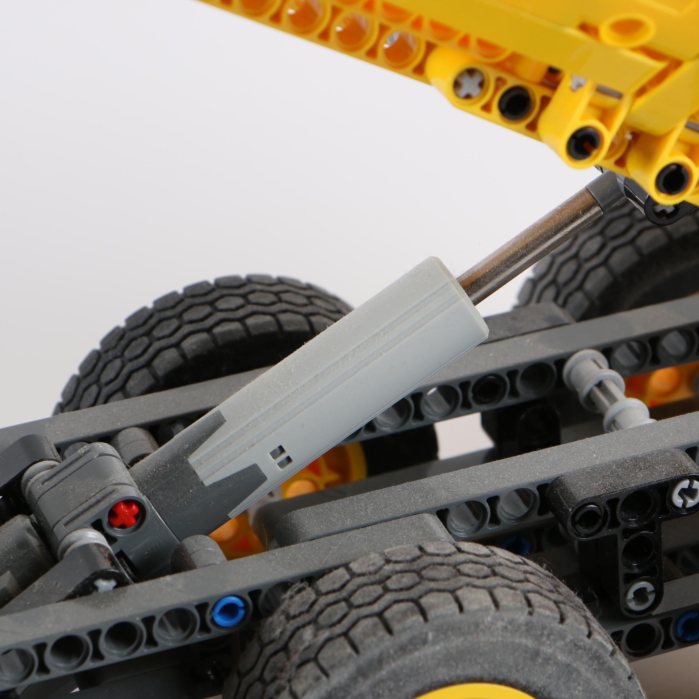 LEGO Technic "Hauler" Set