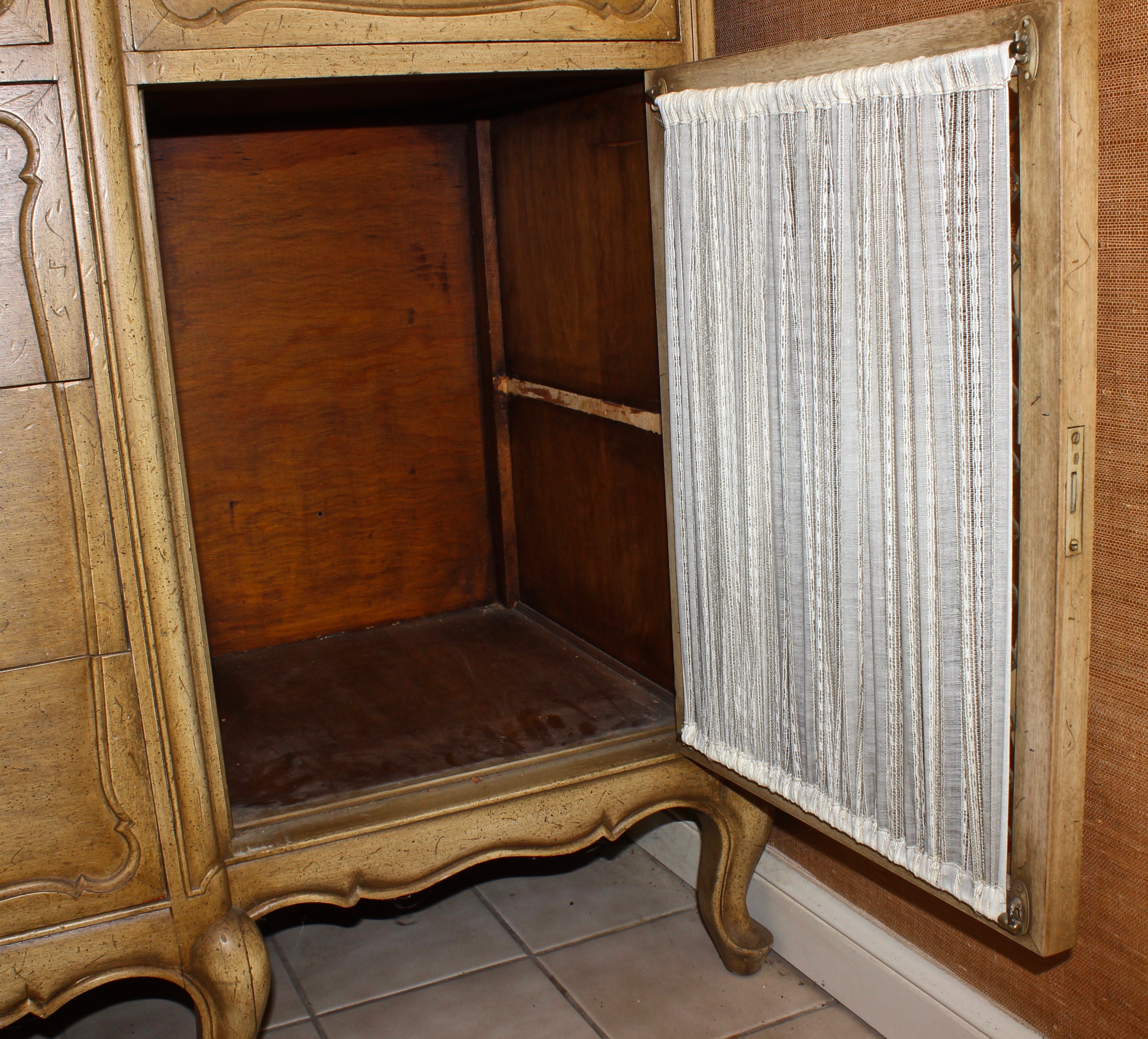 Vintage Wooden Hutch