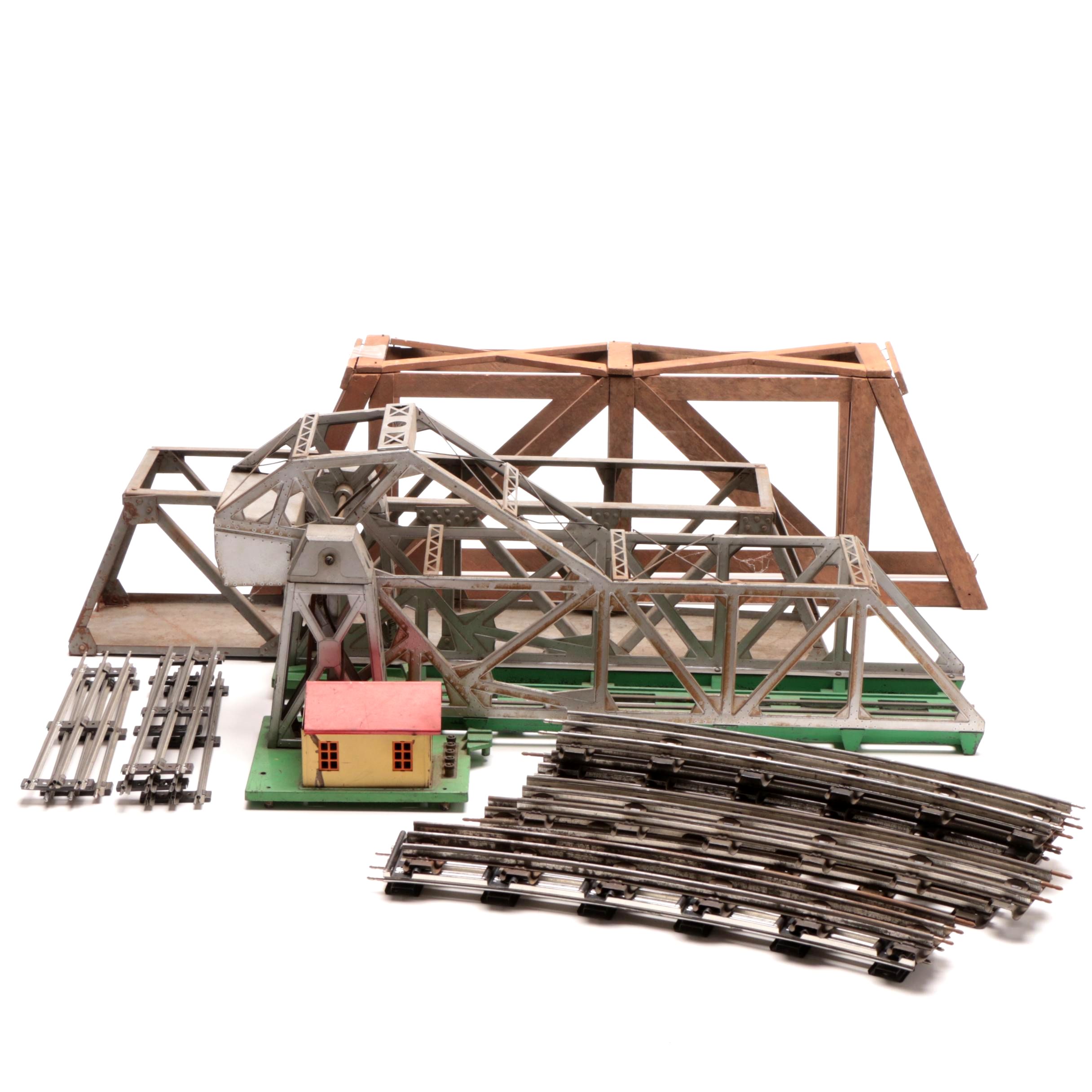 Mid Century O Gauge Train Bridges and Track