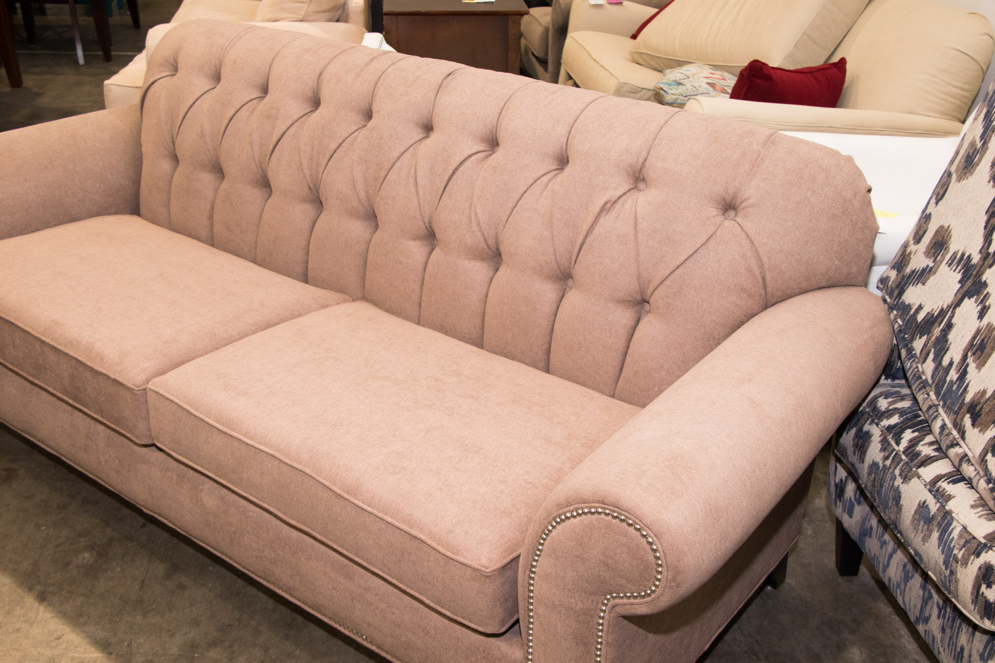 Contemporary Diamond Tufted Back Sofa