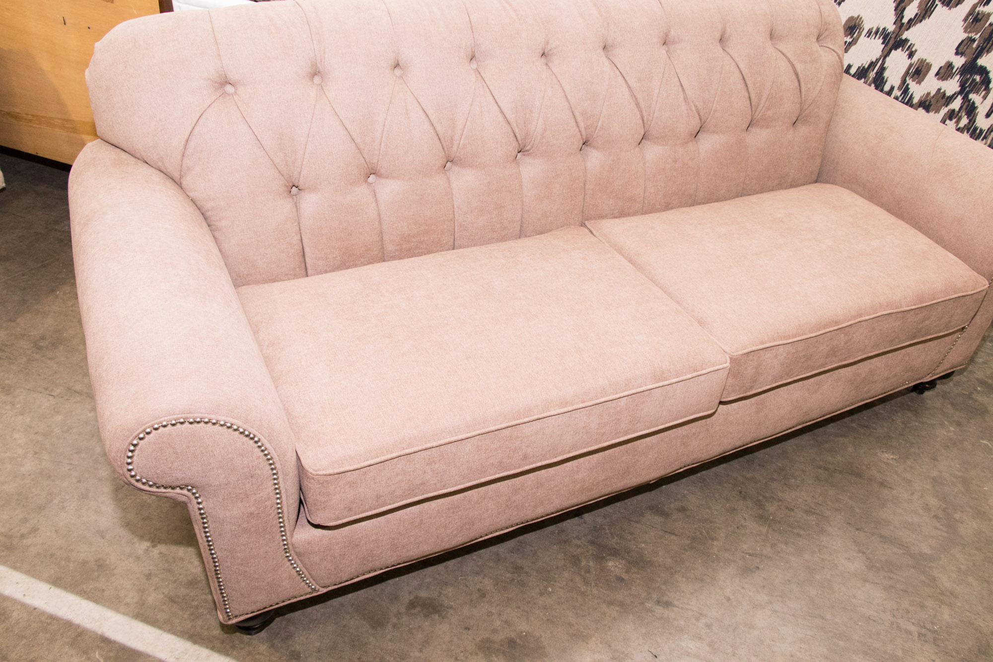 Contemporary Diamond Tufted Back Sofa