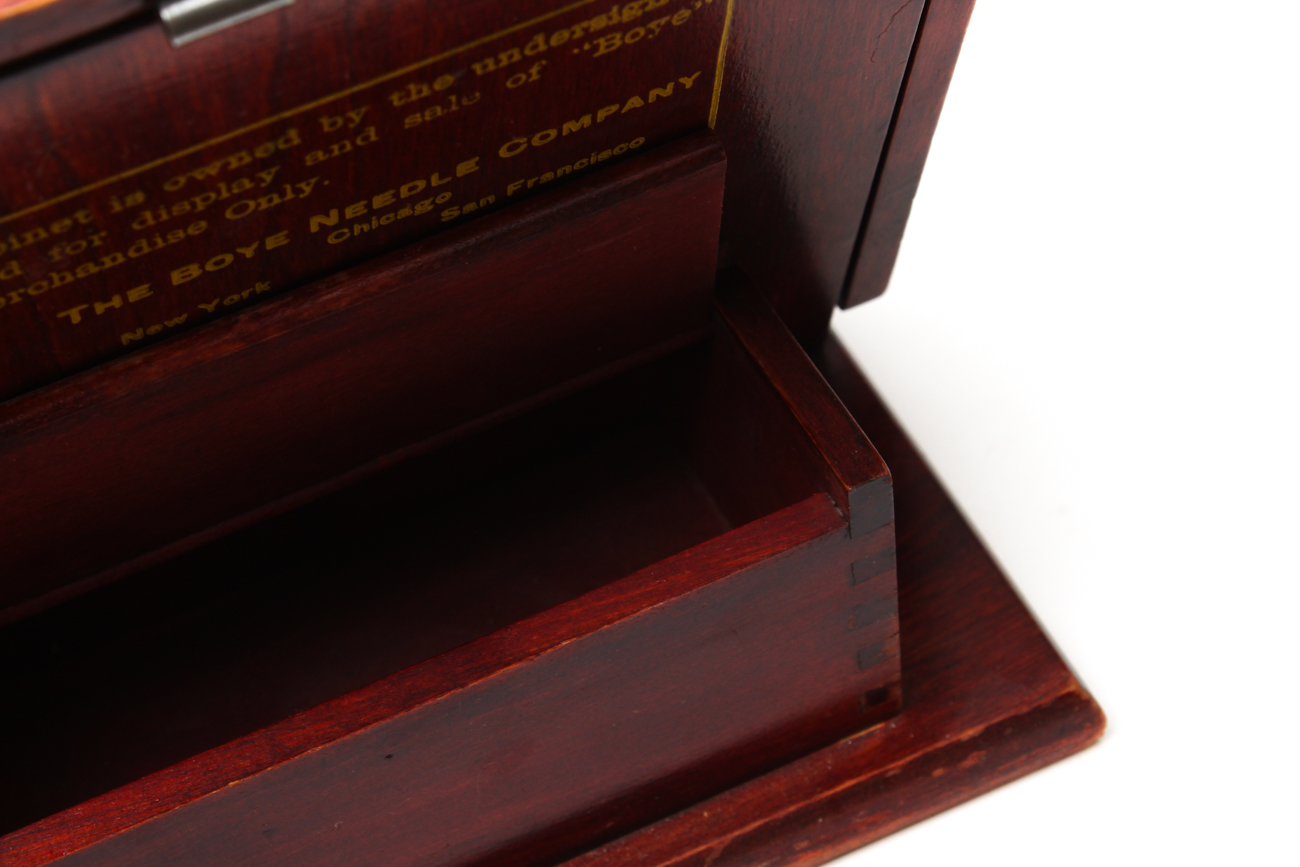 Antique Boyne Crochet Hook Counter Display Case