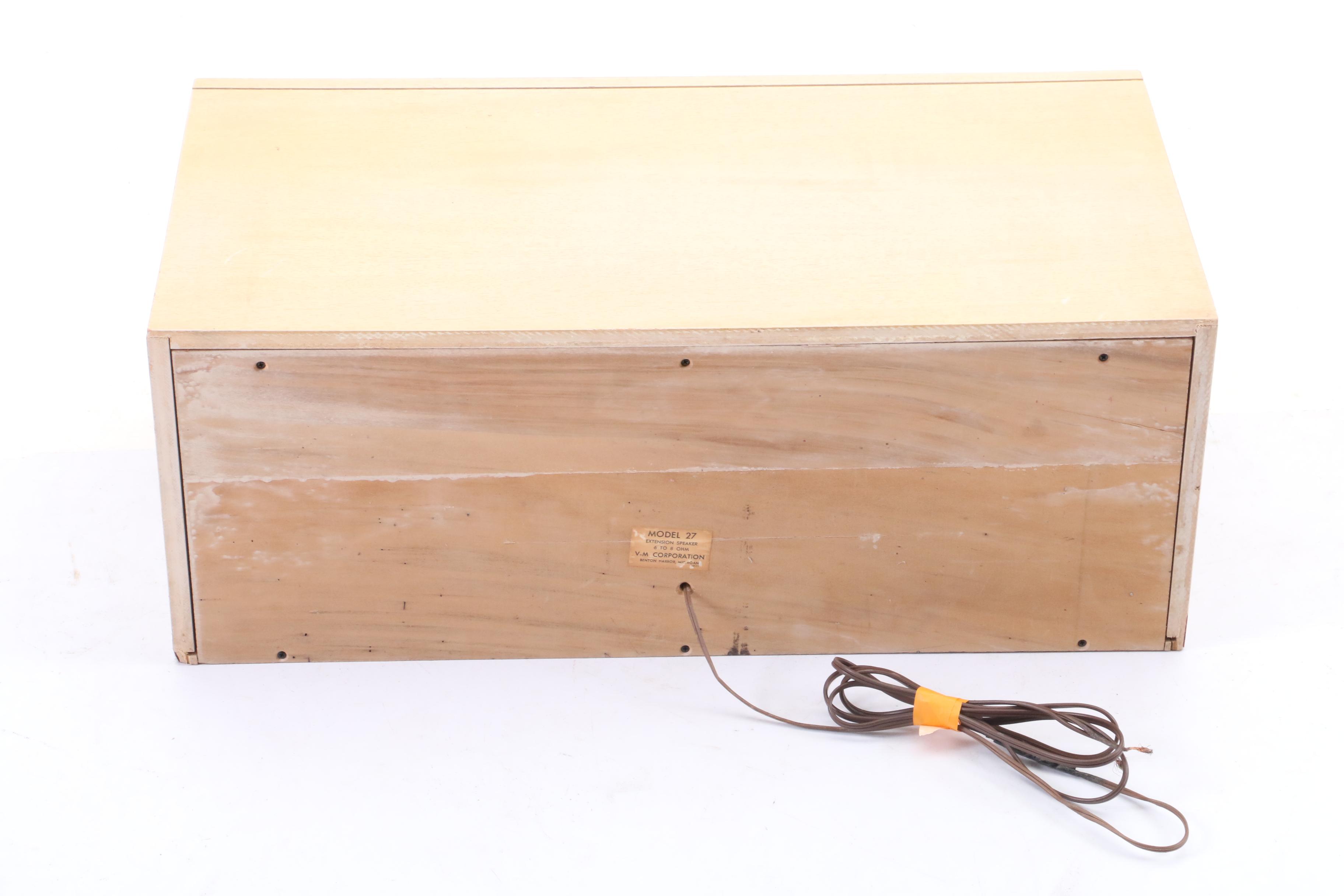 General Electric AM FM Tuner with Stereo Classic and V-M Speaker