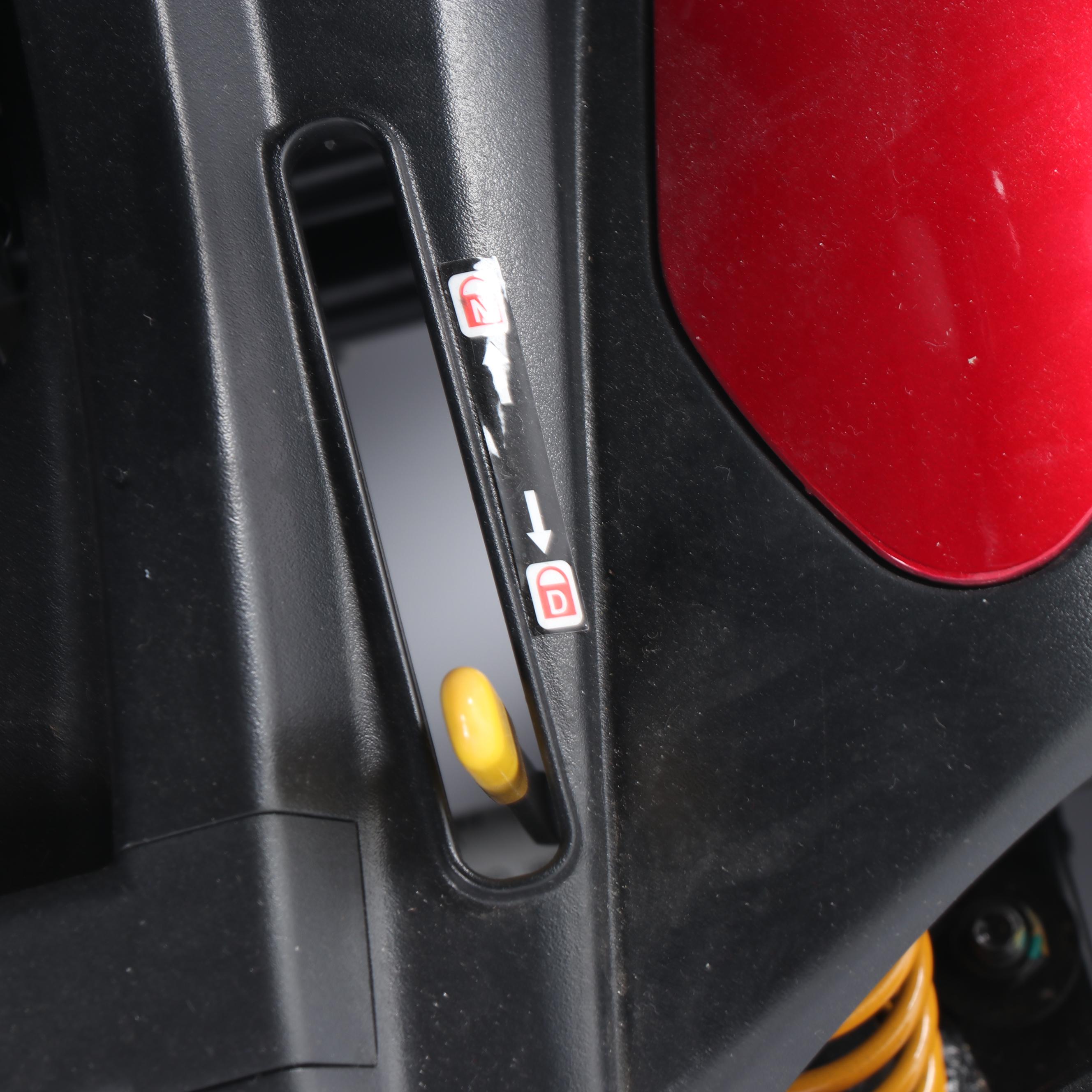 Golden Buzz Around EX Mobility Scooter