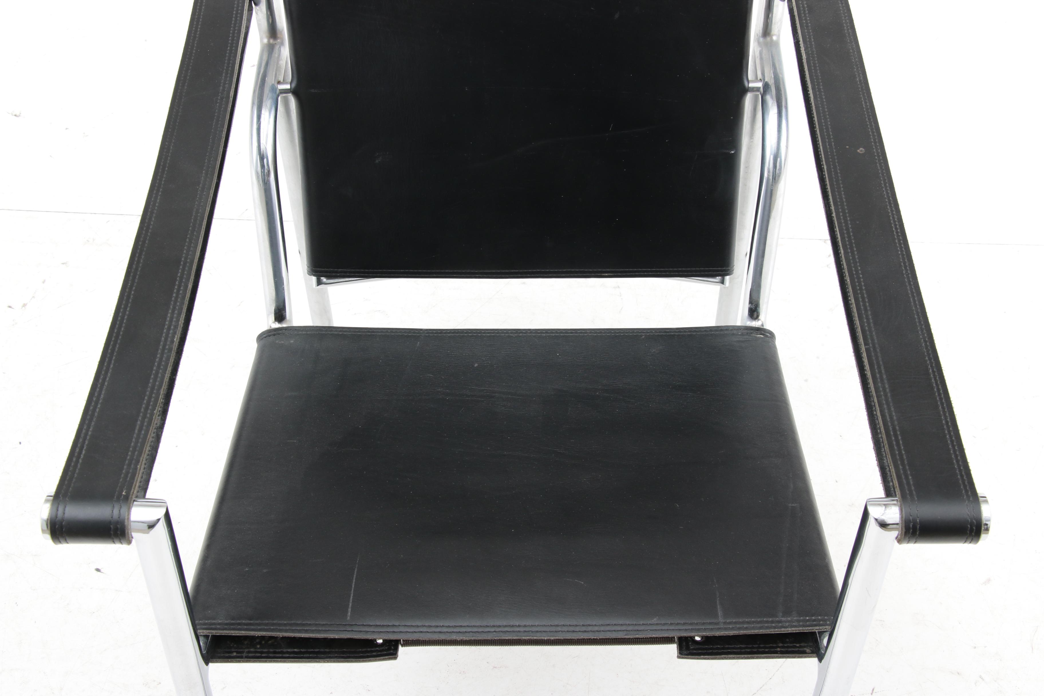 Bauhaus Style Leather Strap Sling Chair Pair after Le Corbusier's "LC1" Chair