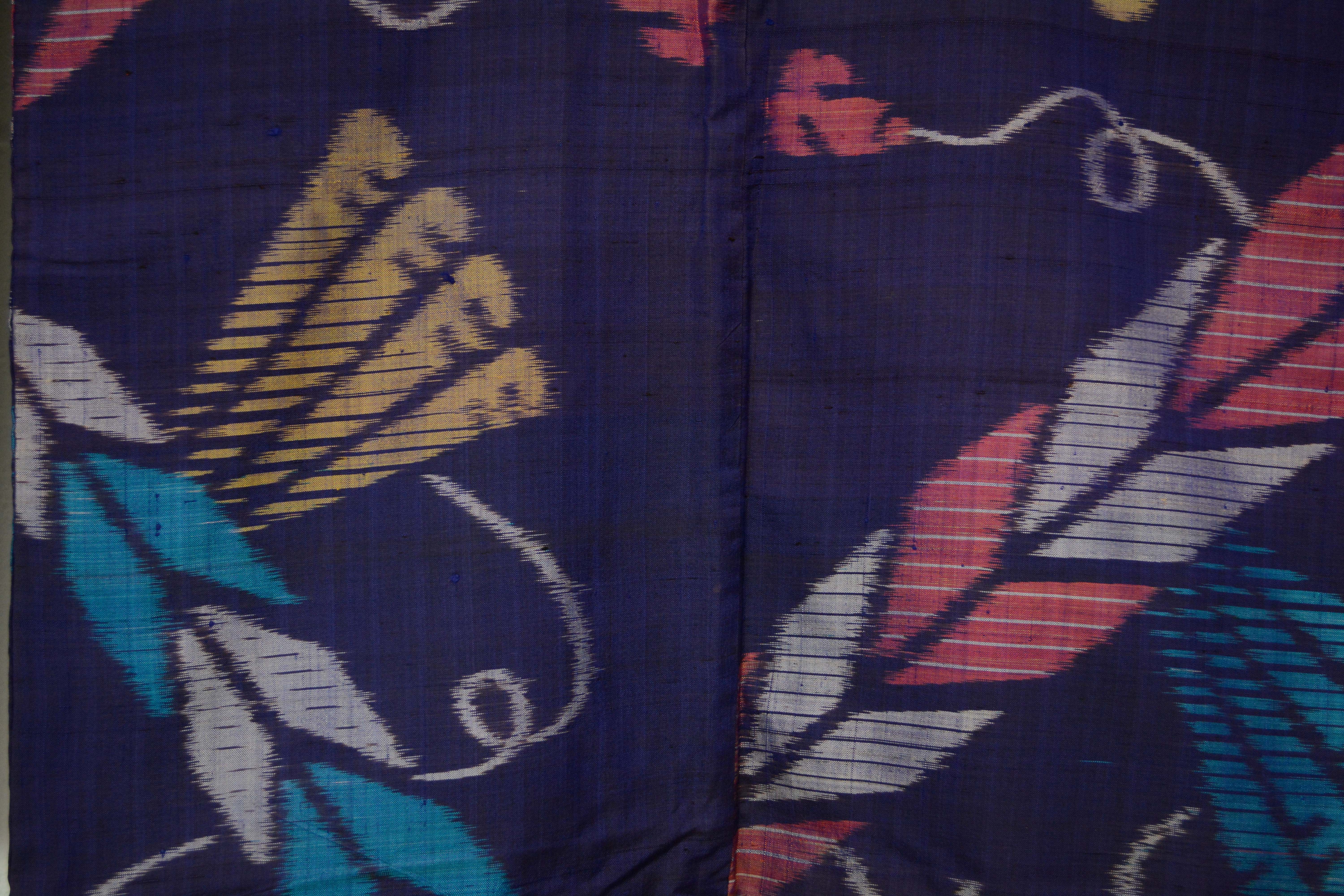 Circa 1930s Vintage Handwoven Meisen Ikat Silk Kofurisode Kimono