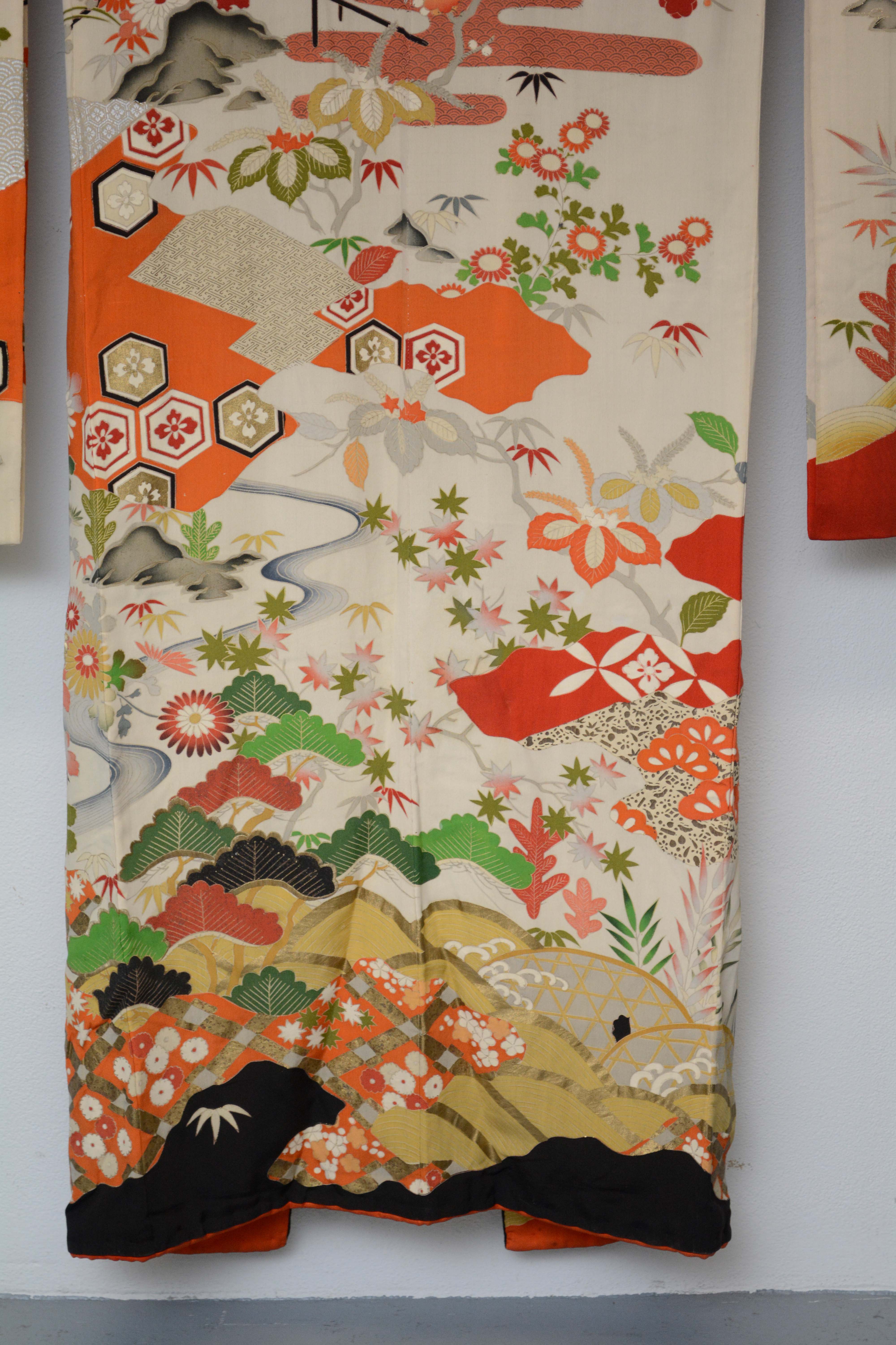 Circa 1925 Vintage Handwoven Silk Formal Five Crested Furisode Kimono