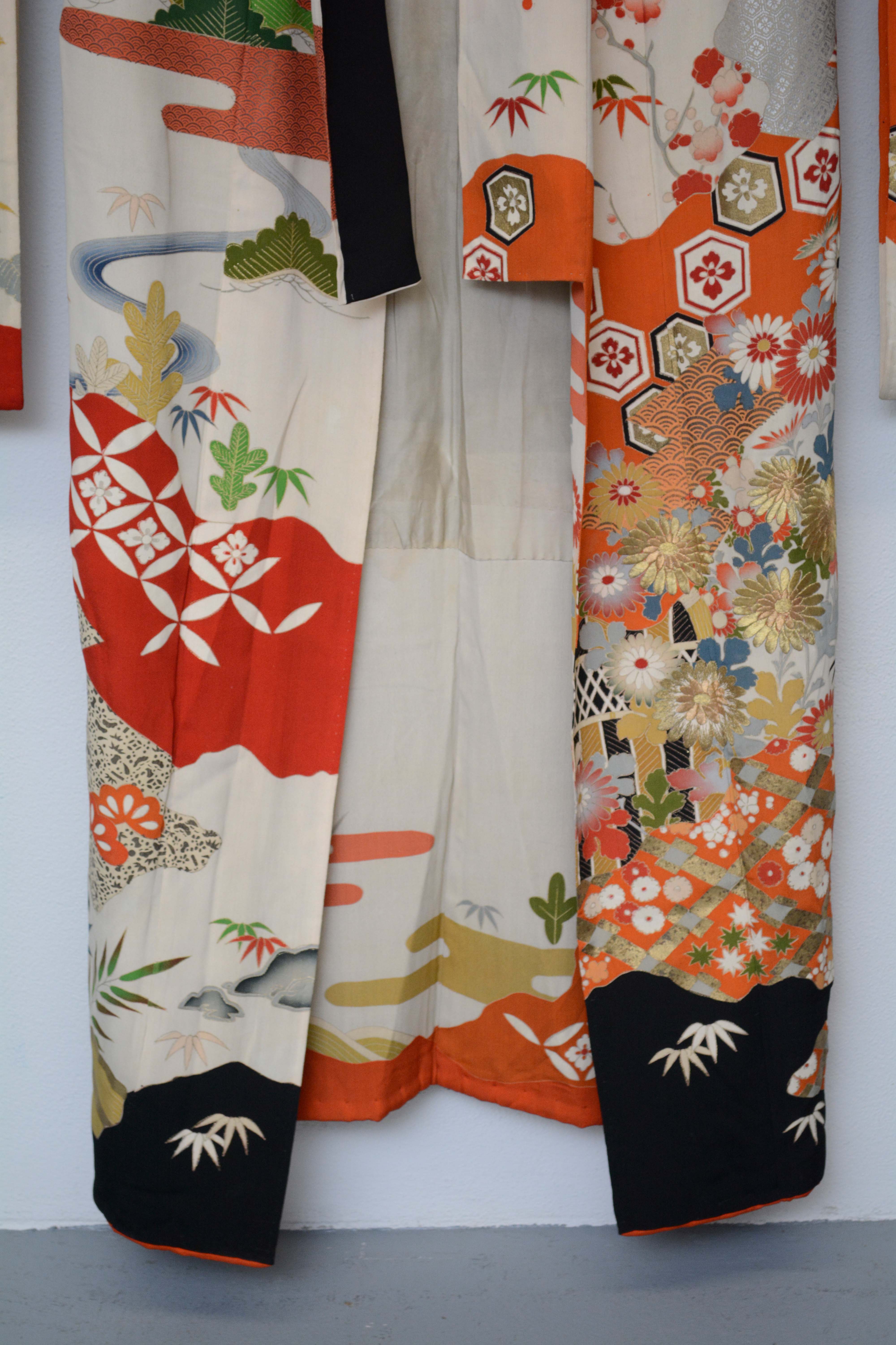 Circa 1925 Vintage Handwoven Silk Formal Five Crested Furisode Kimono