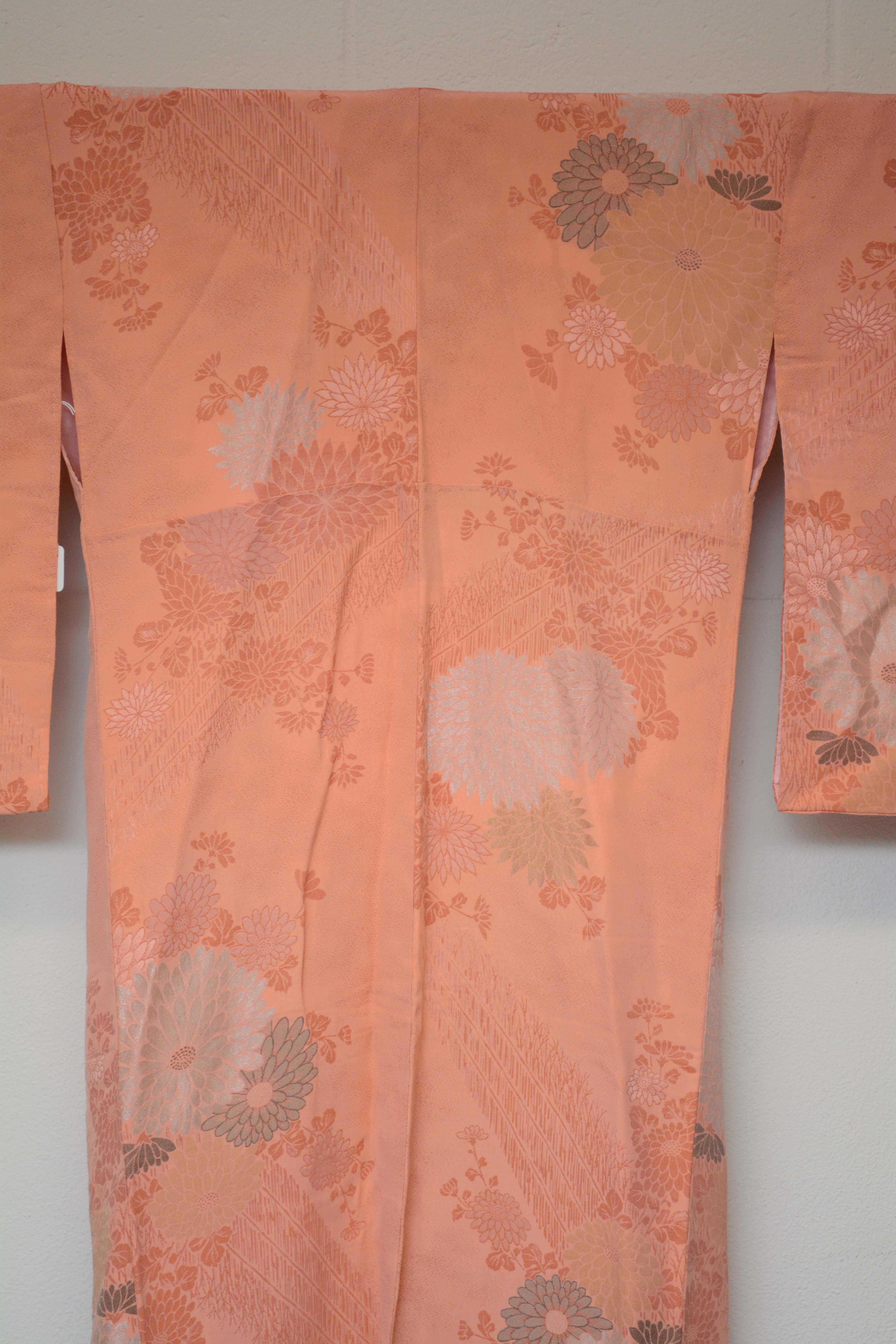 Circa 1930s Vintage Handwoven Omeshi Silk Crepe Kimono