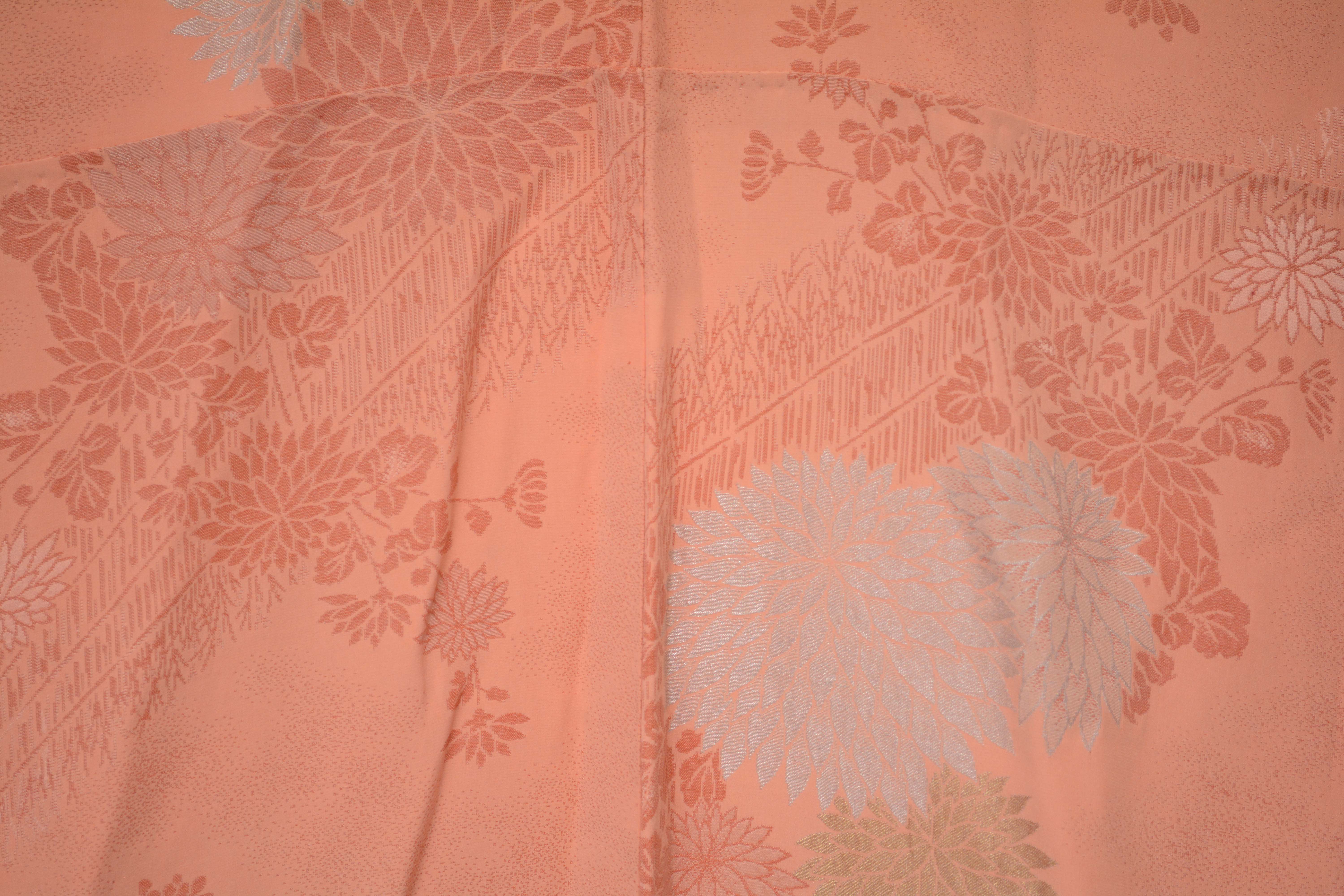 Circa 1930s Vintage Handwoven Omeshi Silk Crepe Kimono